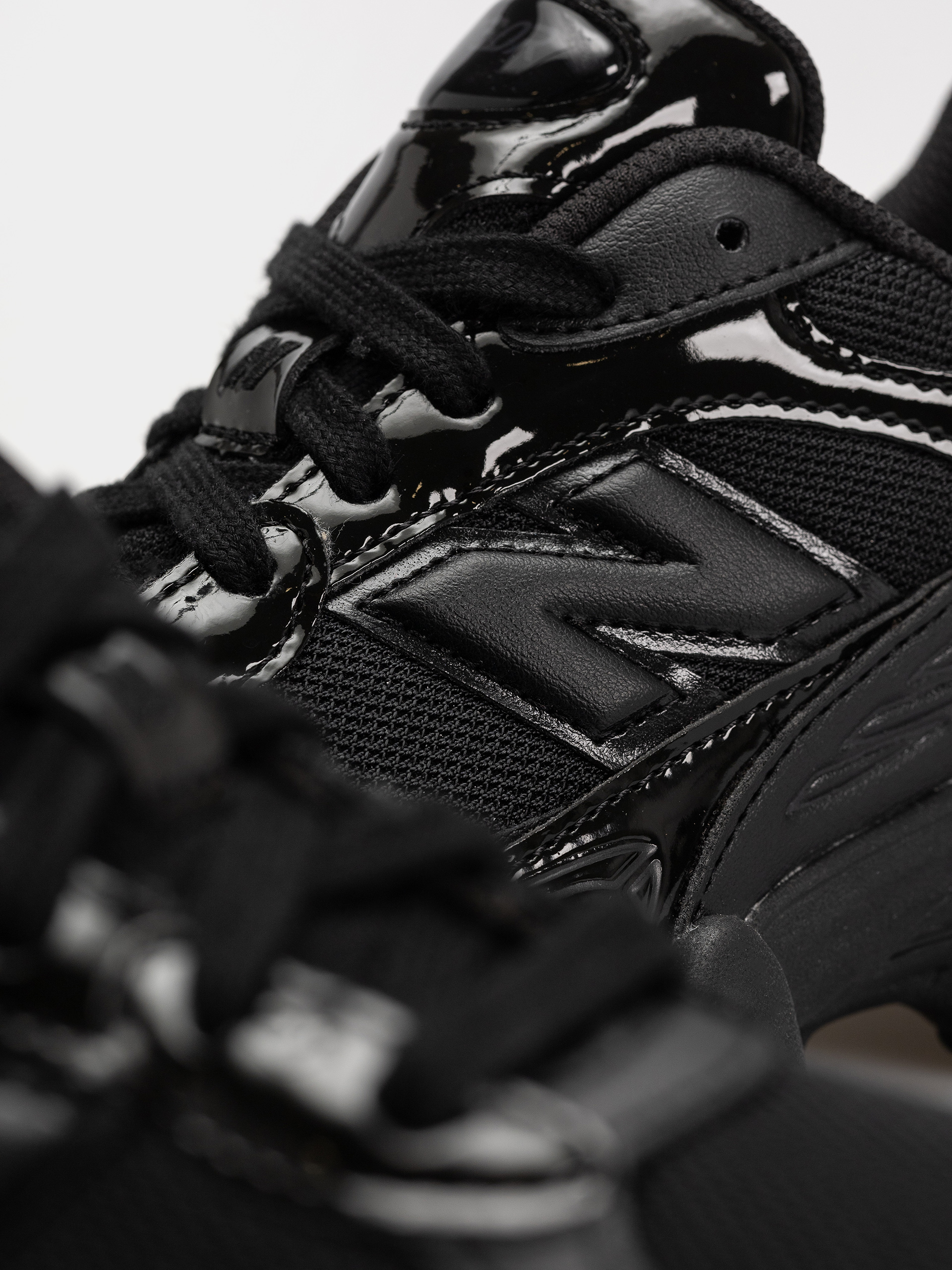 New Balance 9060 Cipők (black/black)
