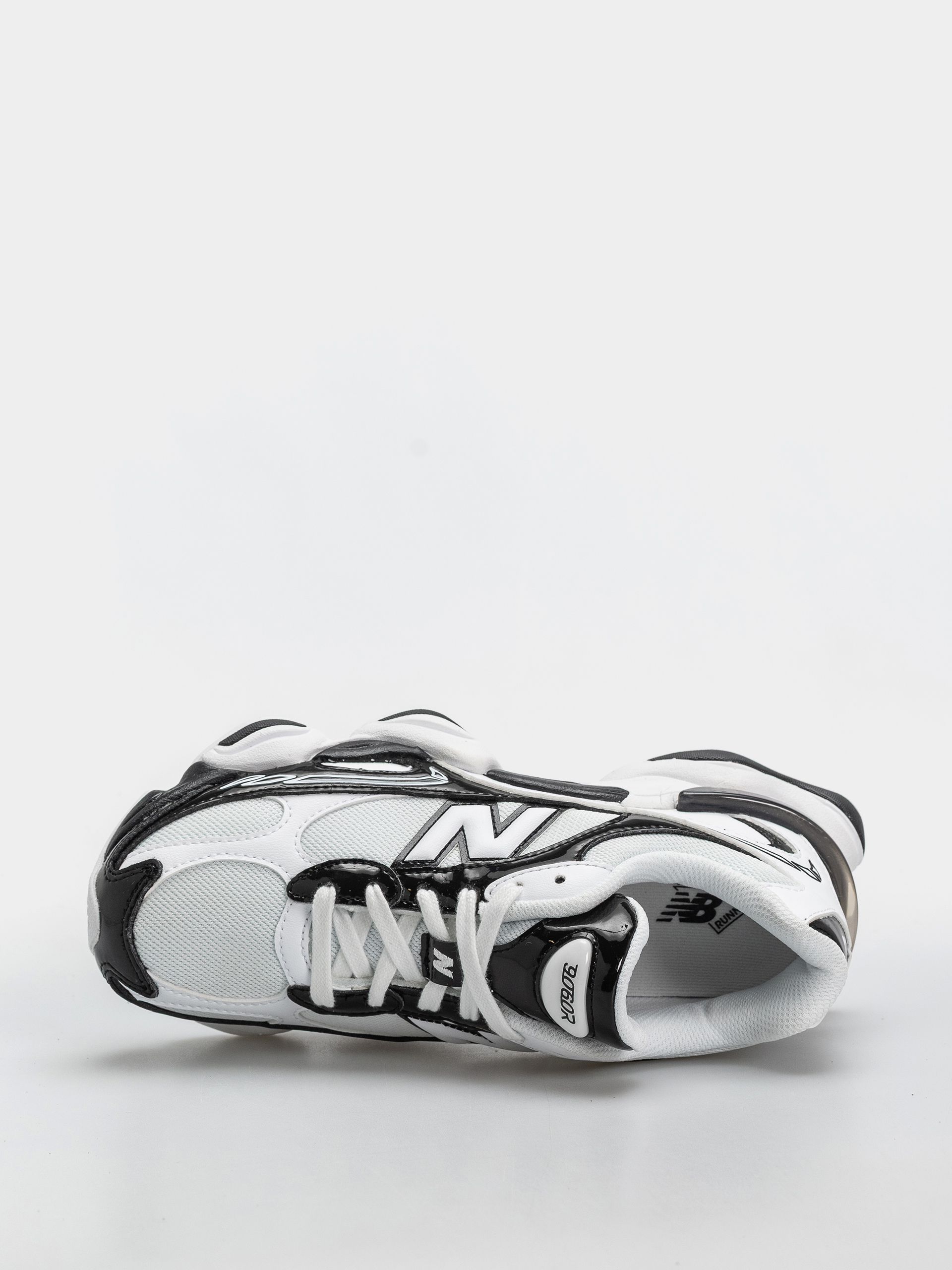 New Balance 9060 Cipők (black/white)
