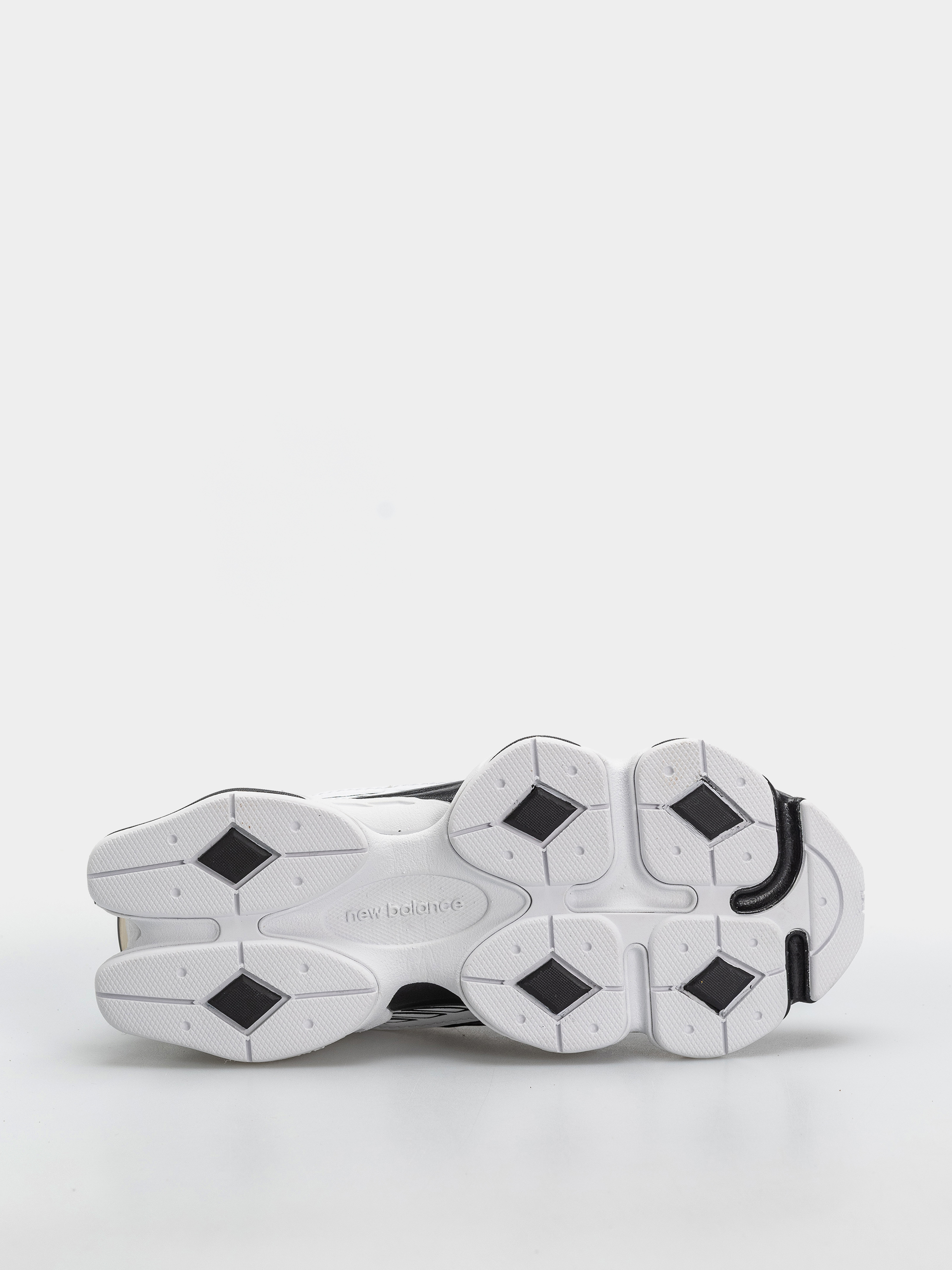 New Balance 9060 Cipők (black/white)