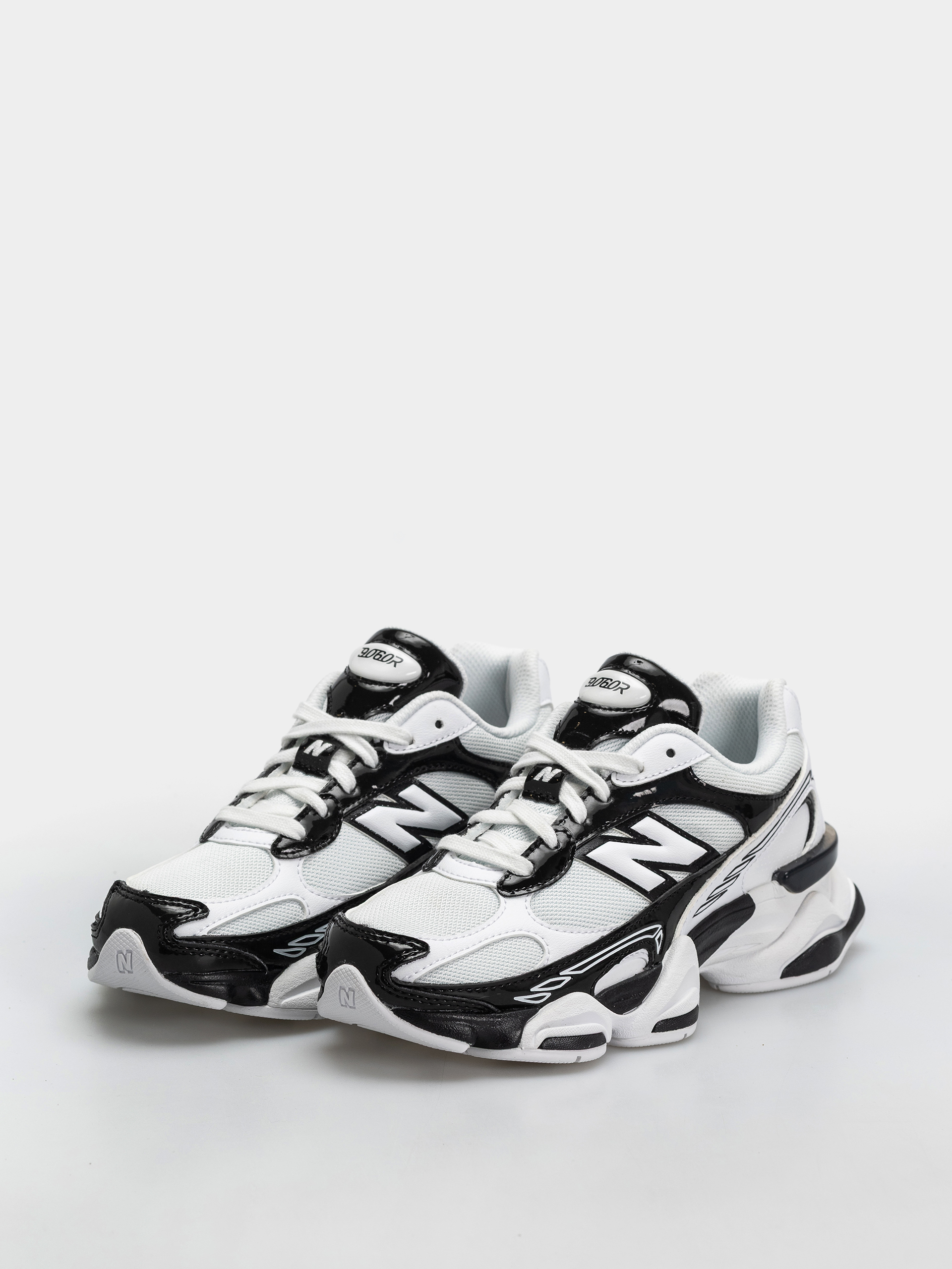 New Balance 9060 Cipők (black/white)