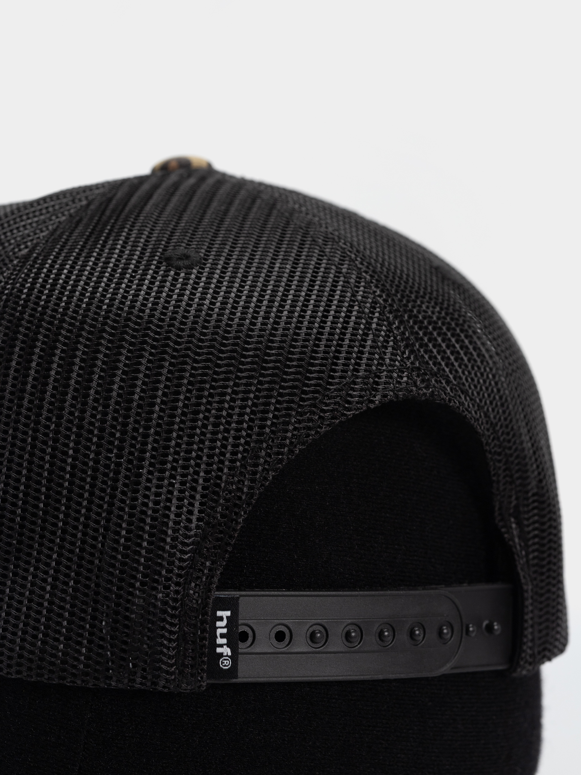 Baseball sapka HUF Safari Trucker (leopard)