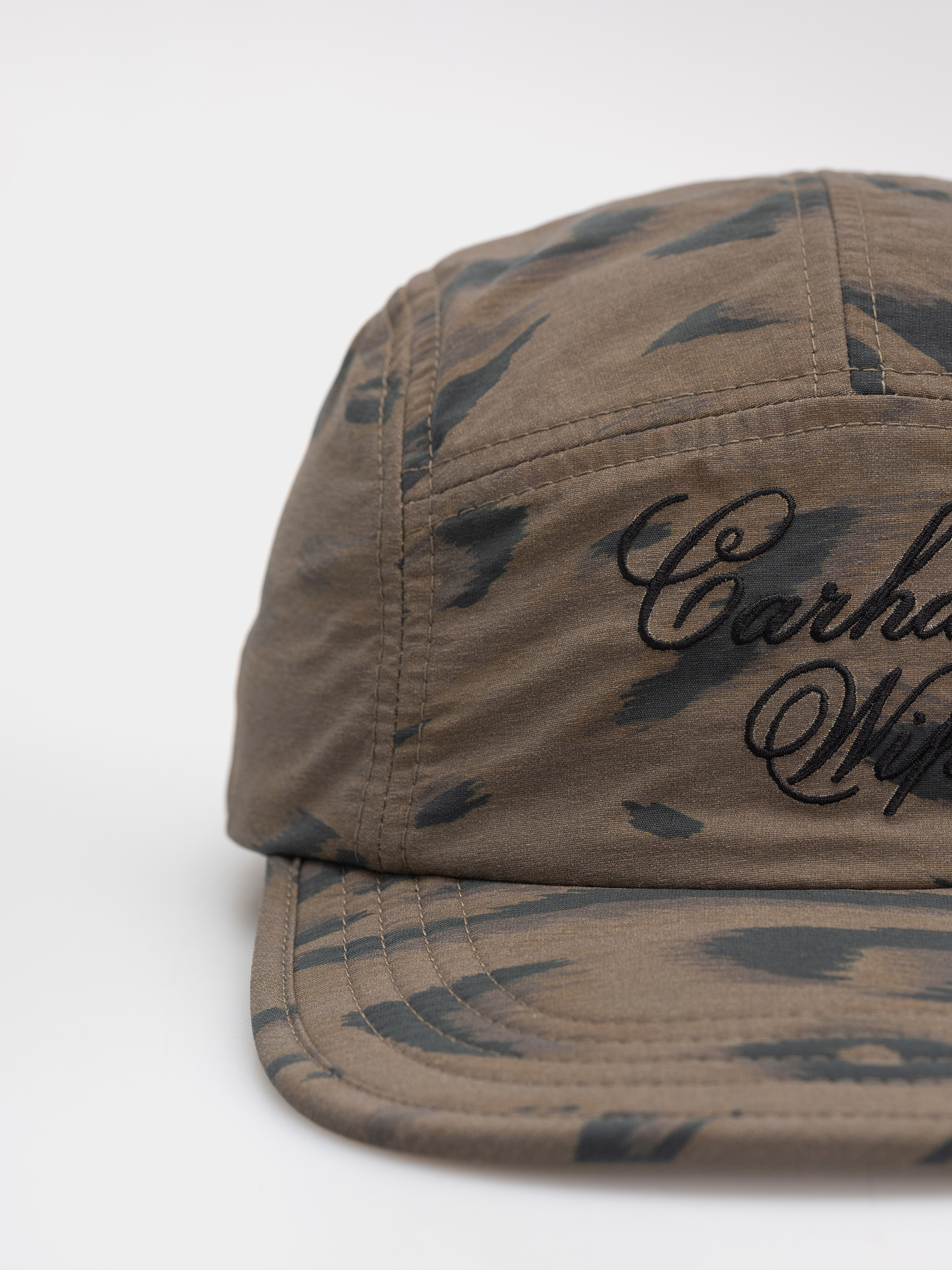 Baseball sapka Carhartt WIP Travon (duck feather print cypress/black)