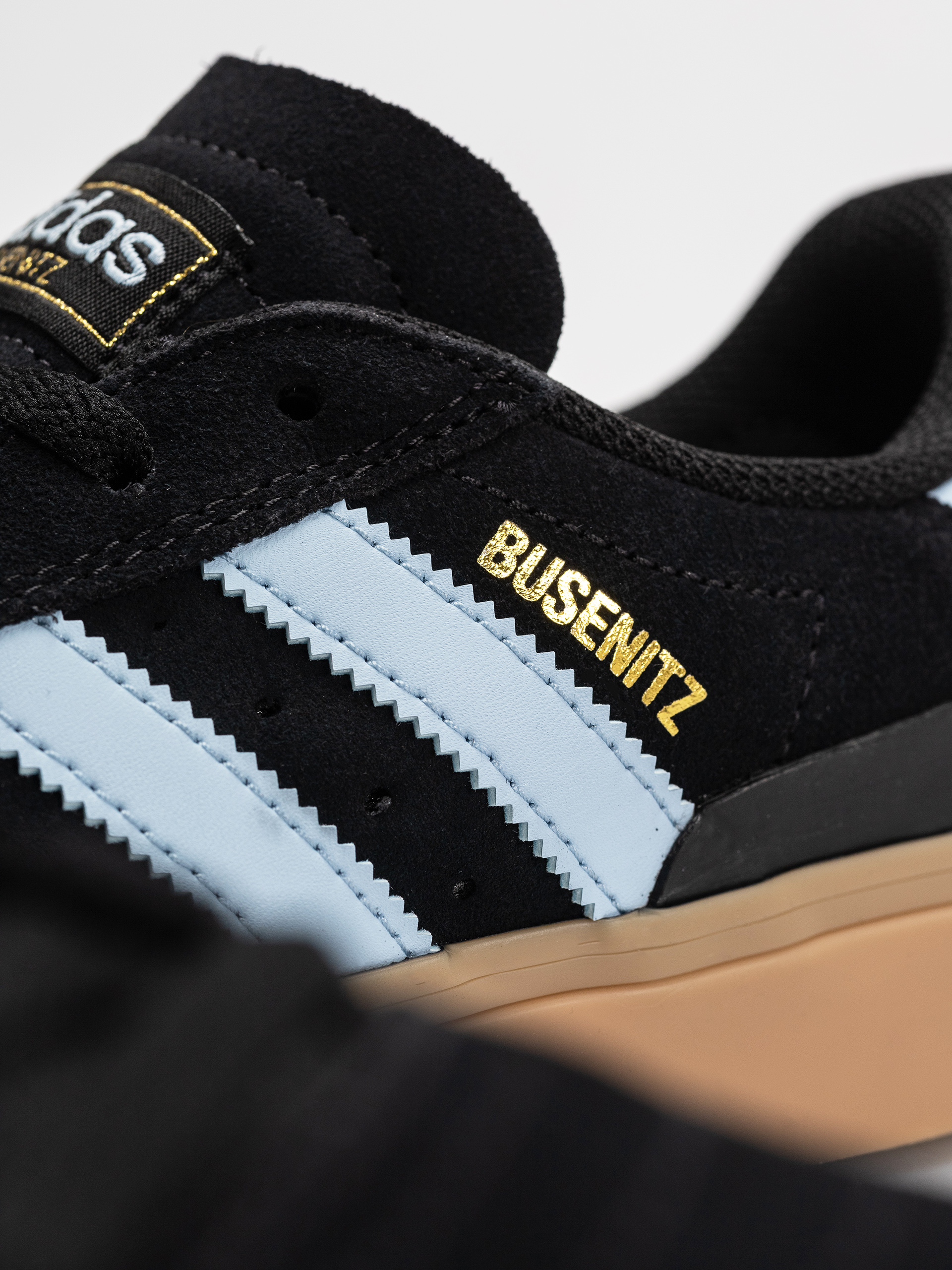 Cipők adidas Busenitz Vulc II (cblack/clesky/gum4)