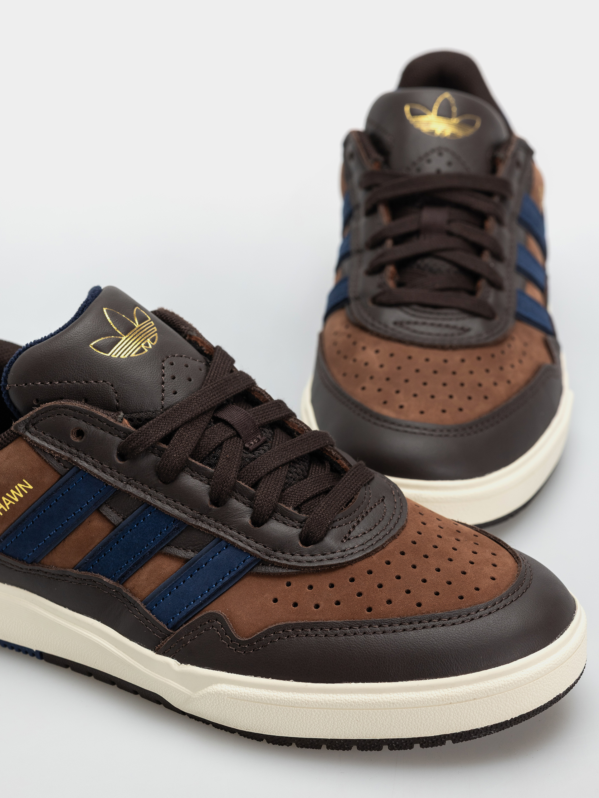 Cipők adidas Tyshawn II (auco/dkblue/prebrn)