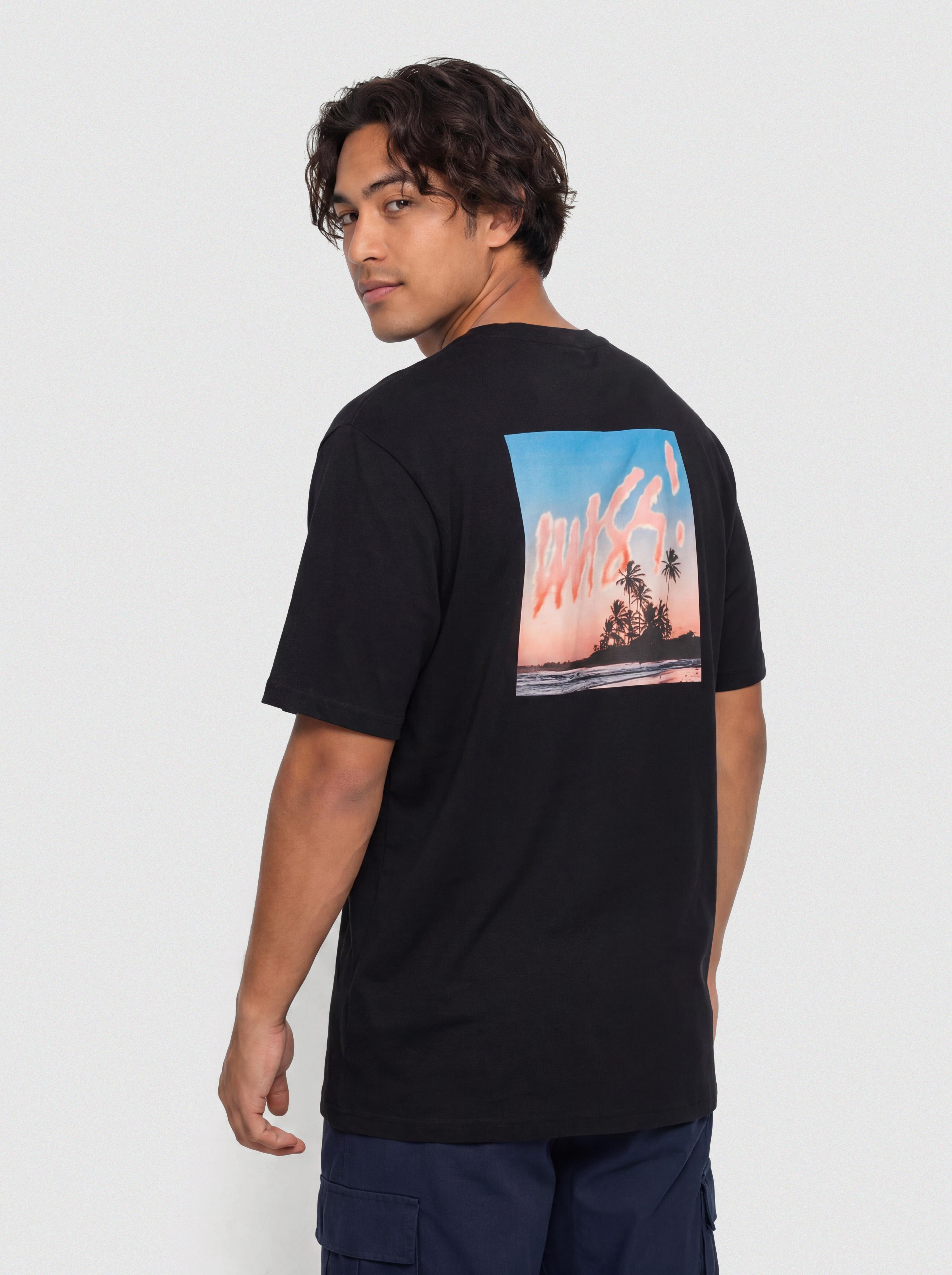 MassDnm Sunset Póló (black)