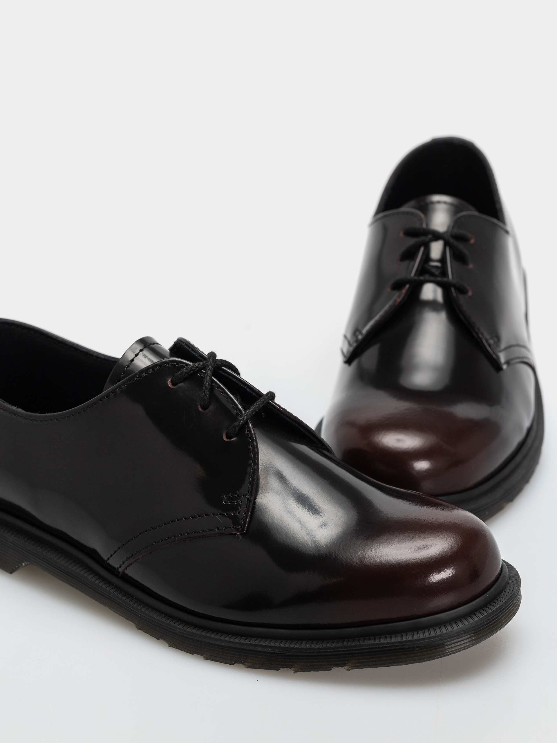 Dr. Martens Mayfare 3 Eye Cipők (cherry red arcadia)