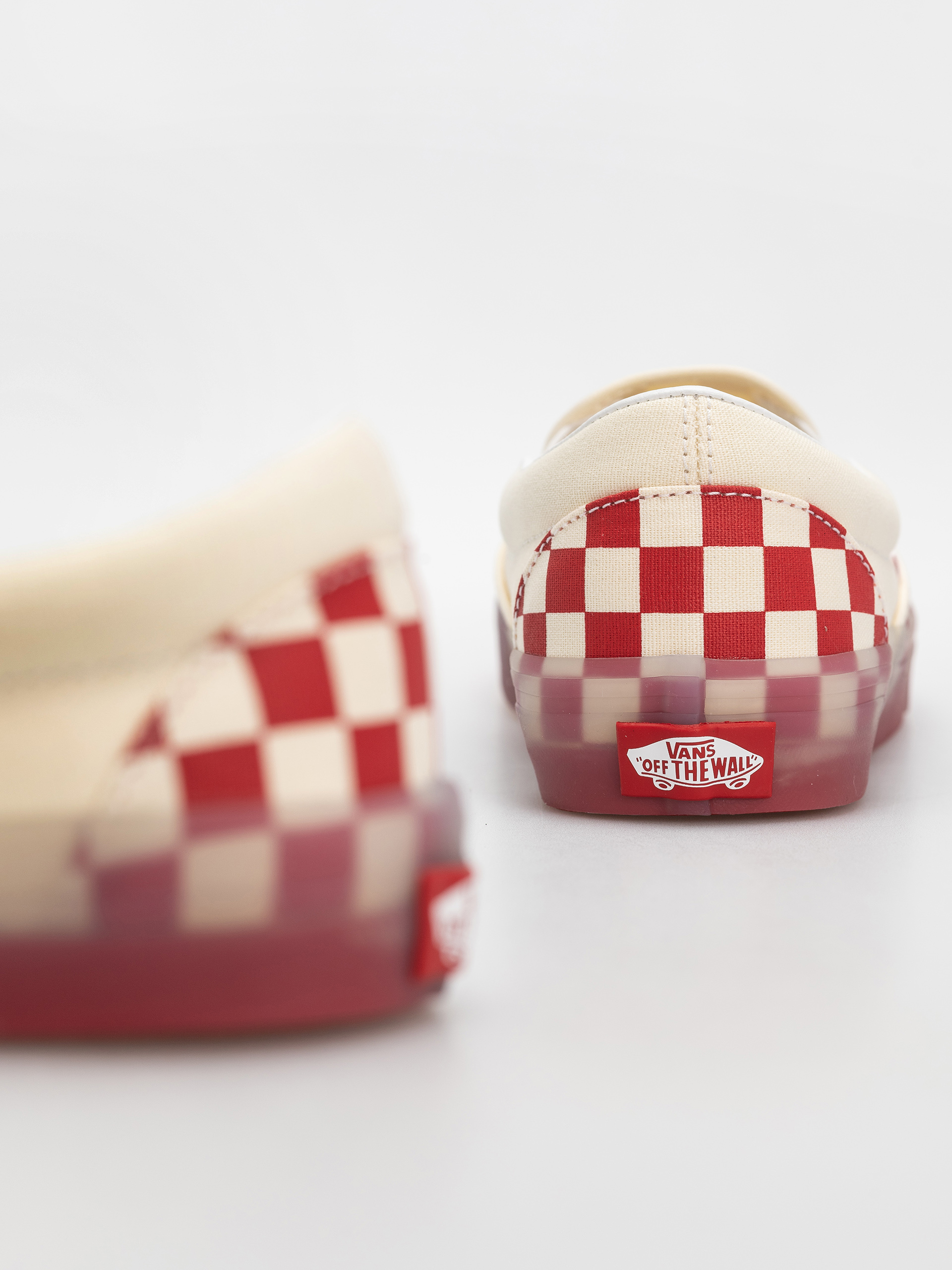 Vans Classic Slip On Cipők (red/marshmallow)