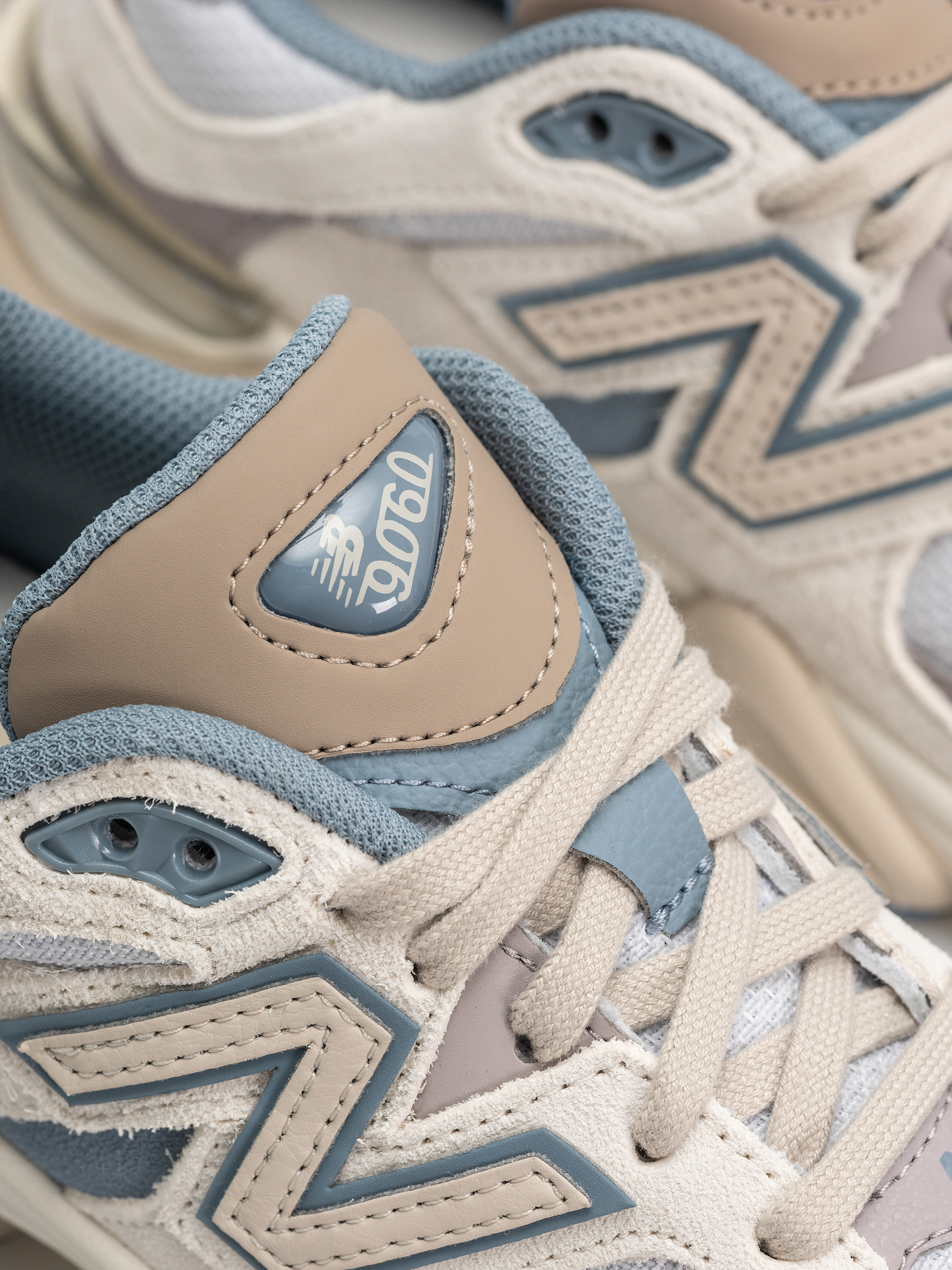 New Balance 9060 Cipők (zinc blue/sea salt)