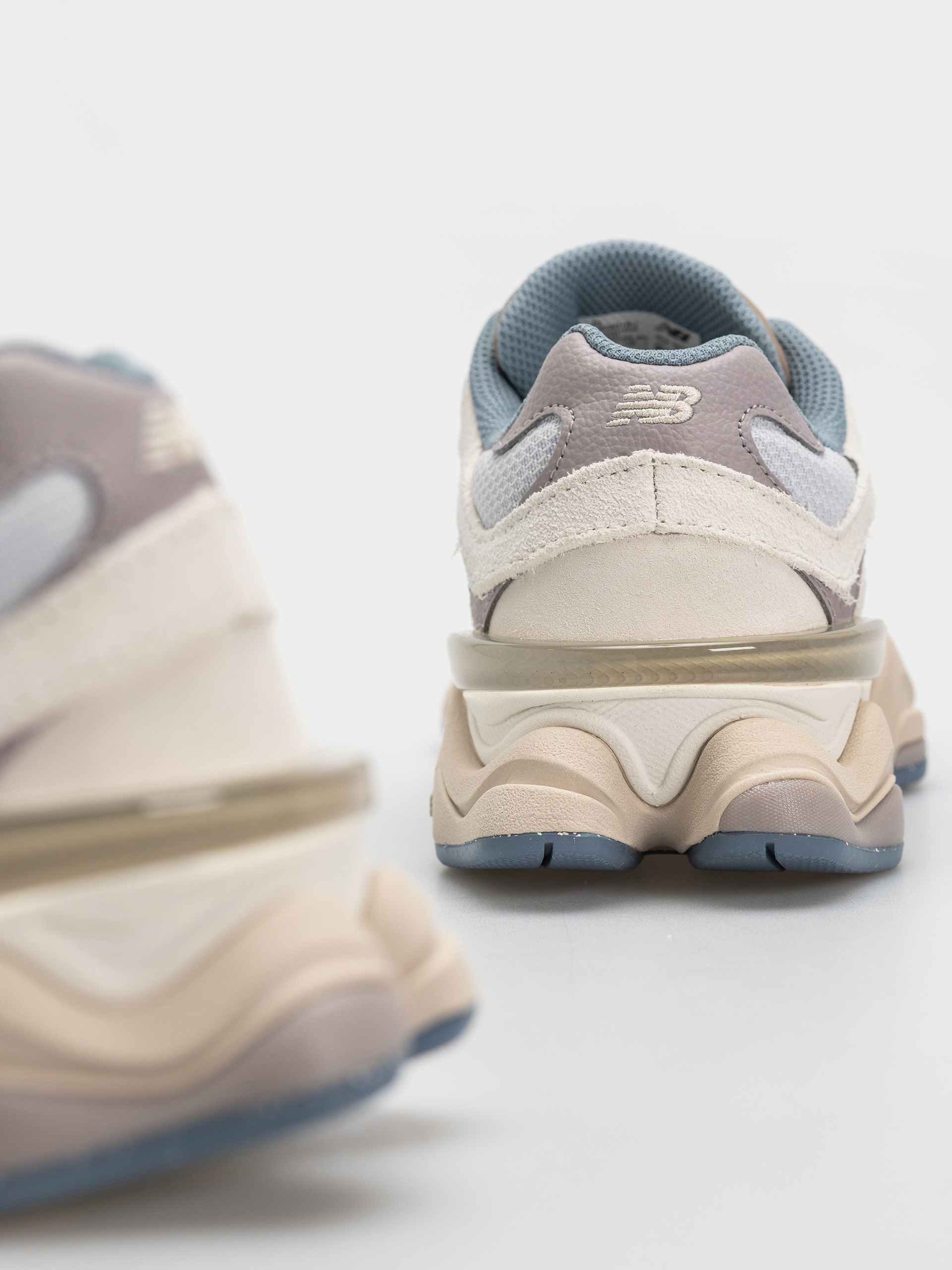 New Balance 9060 Cipők (zinc blue/sea salt)