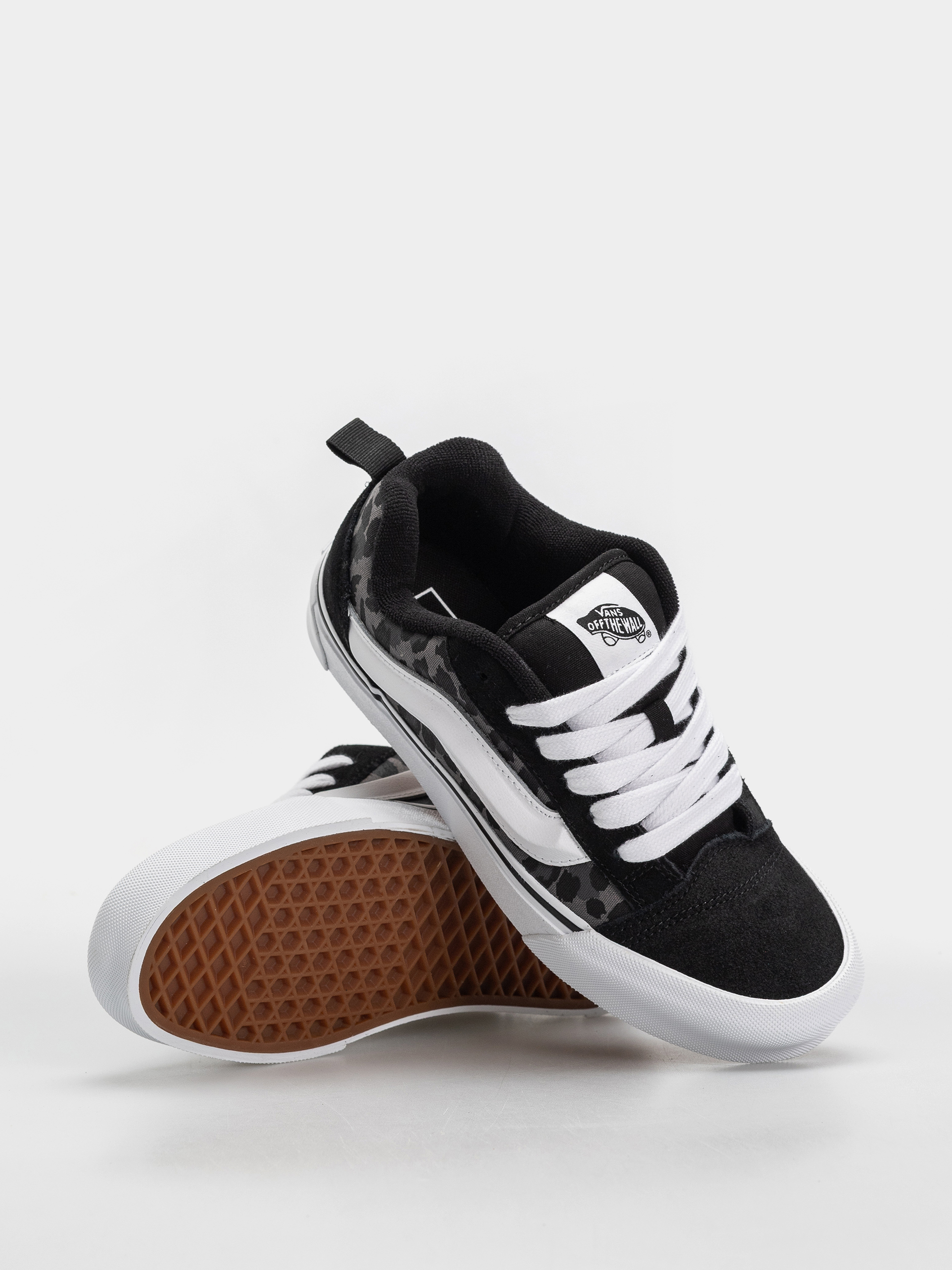 Cipők Vans Knu Skool (black)