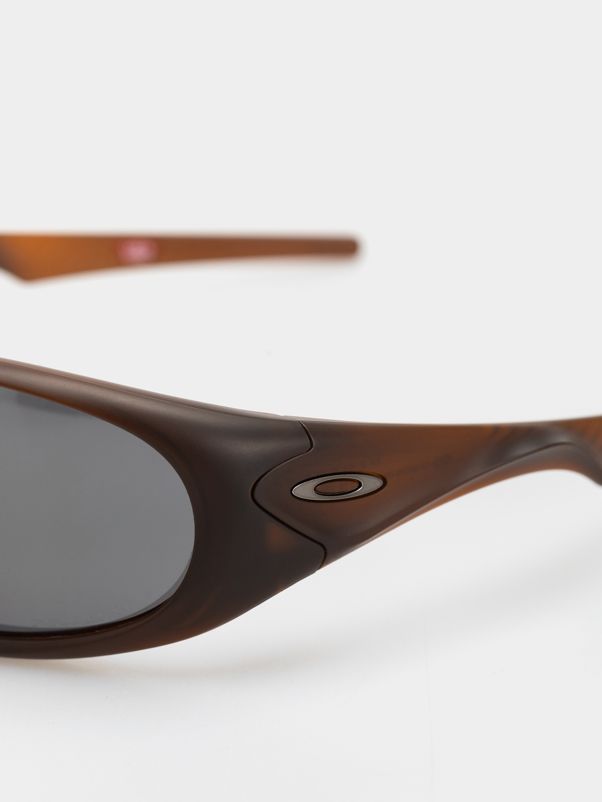 Oakley Neoforma Napszemüvegek (prizm black polarized lenses/matte rootbeer frame)