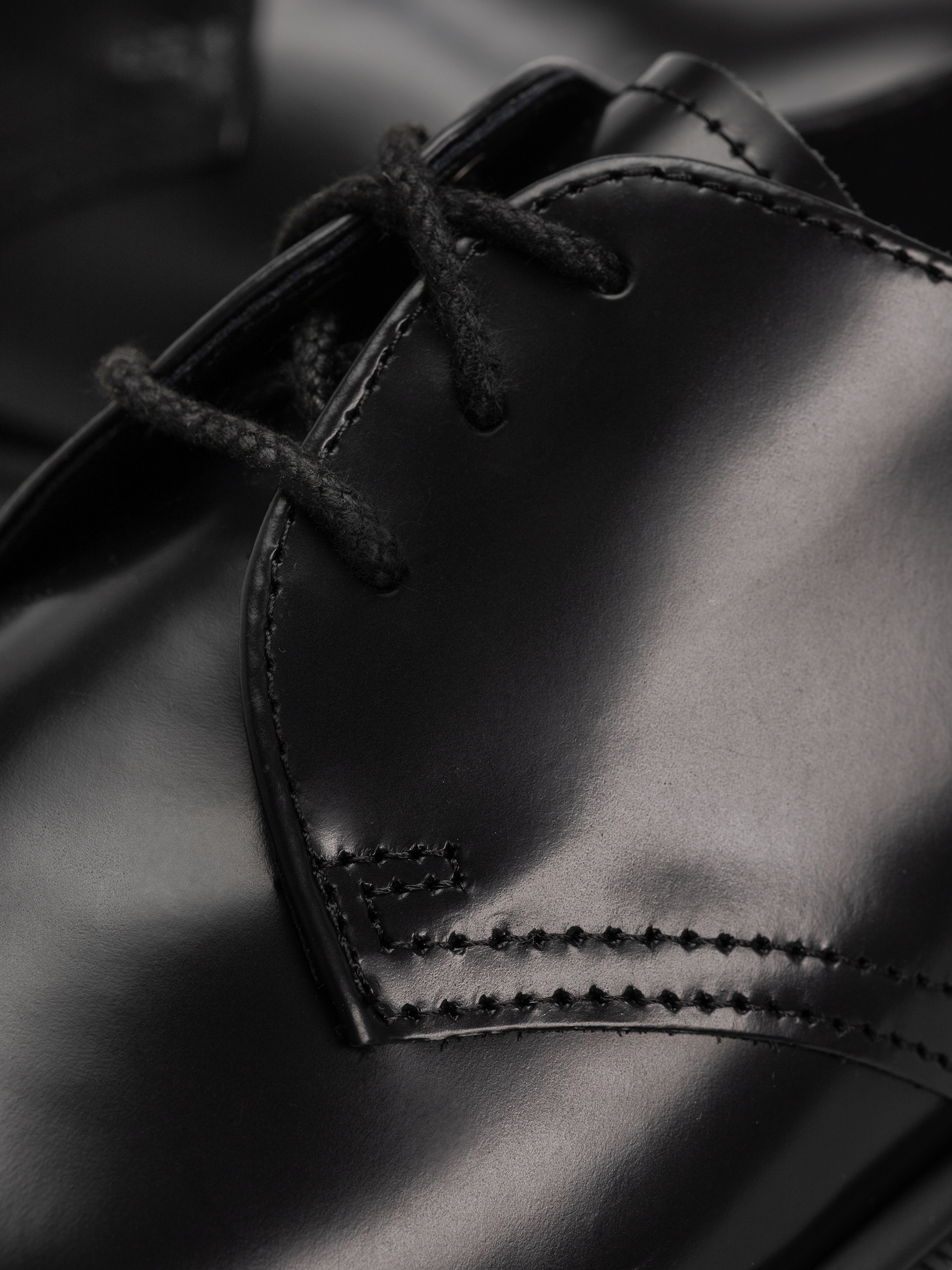 Dr. Martens Mayfare 3 Eye Cipők (black polished smooth)