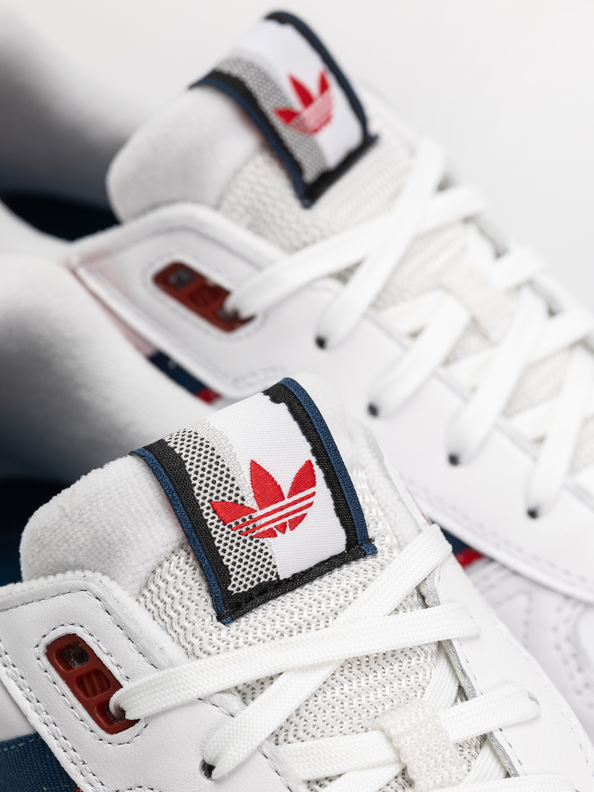 adidas Tekkira Cup Cipők (ftwwht/betsca)