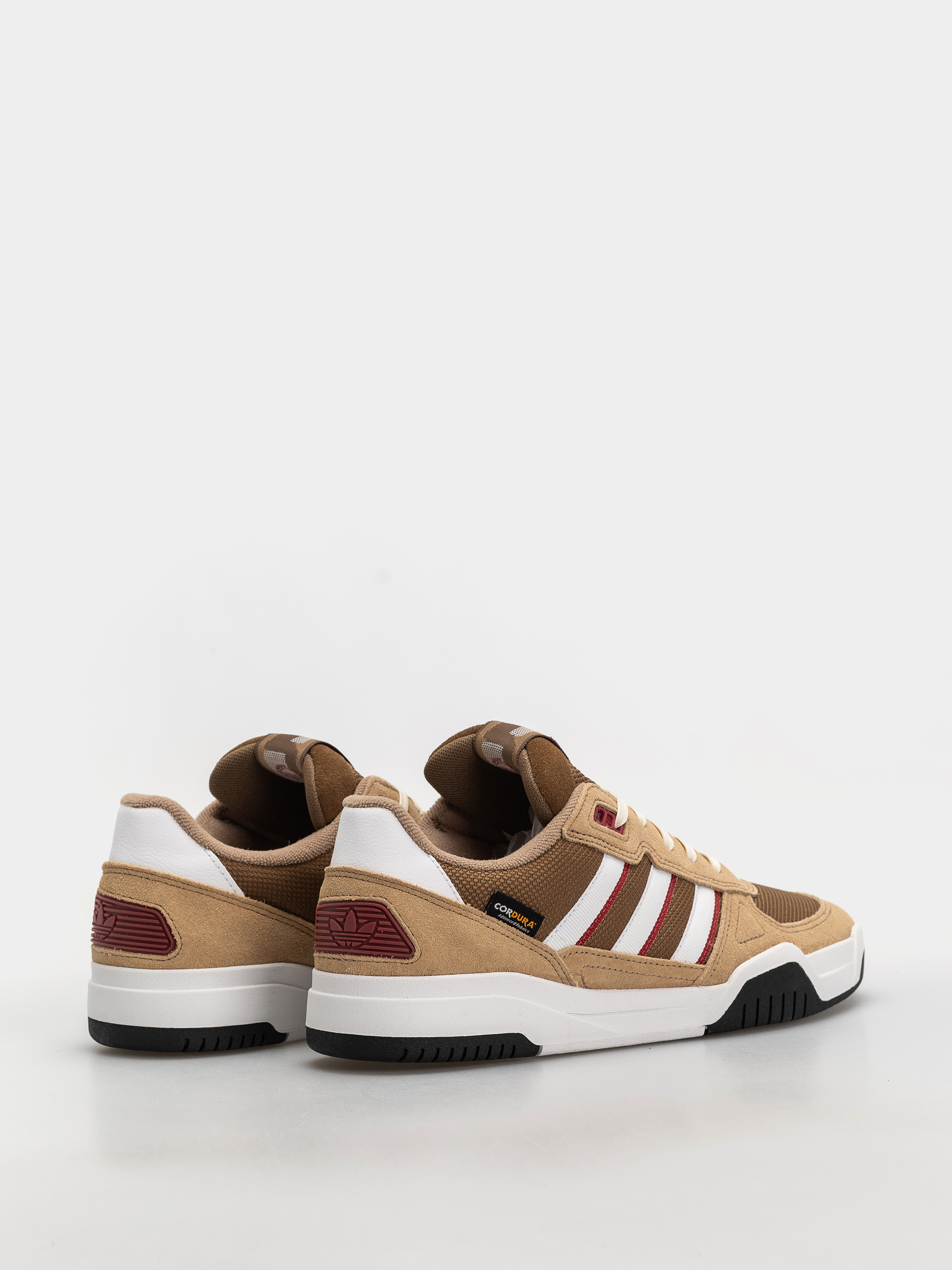 adidas Tekkira Cup Cipők (cardbo/ftwwht/tmvire)