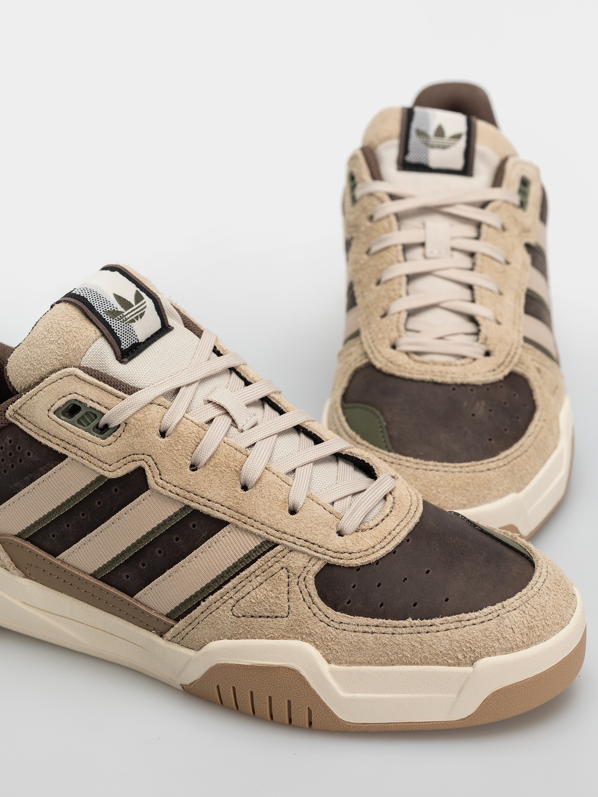 adidas Tekkira Cup X Momij Cipők (cardbo/earstr/crli)