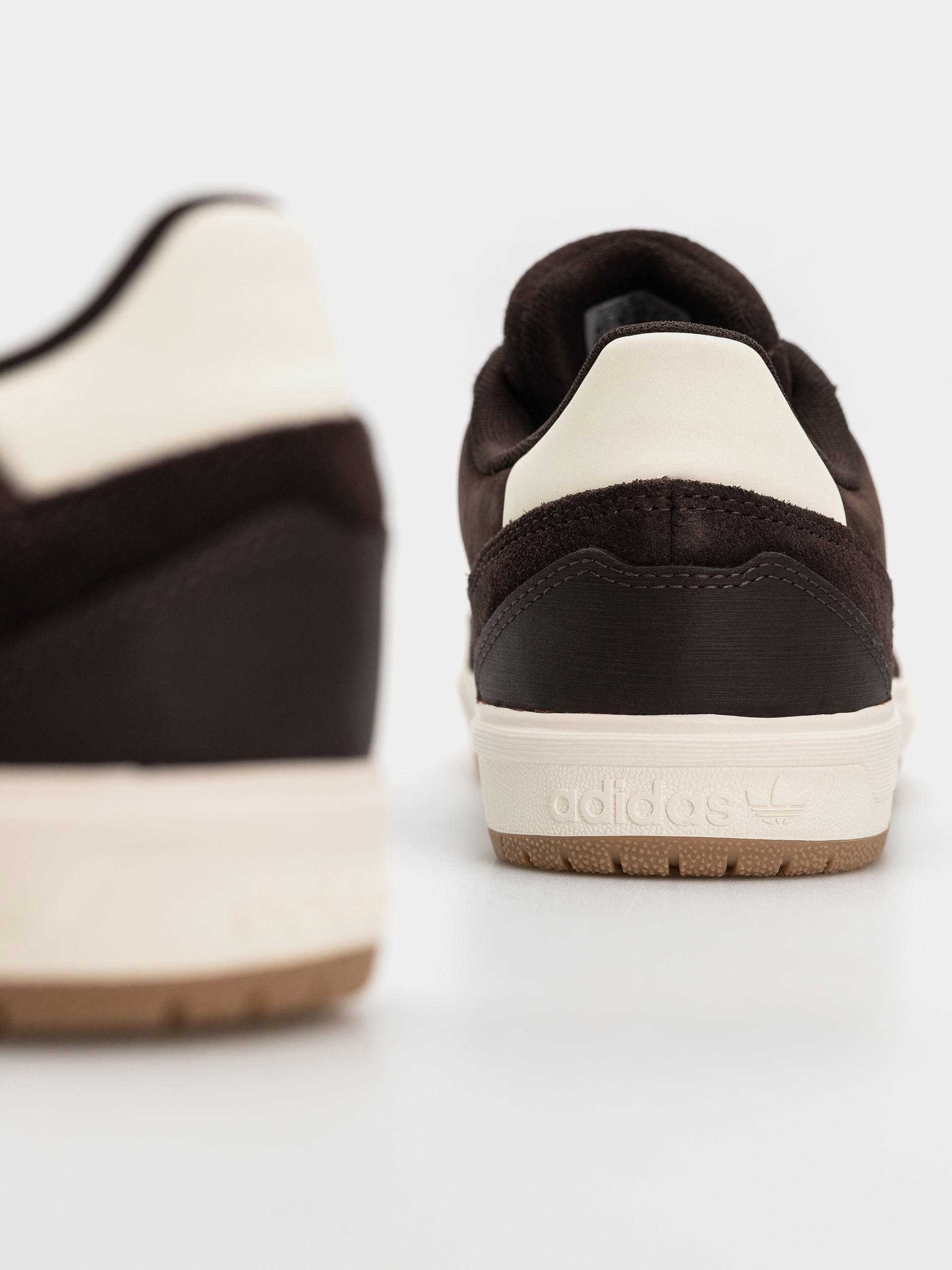 adidas Tyshawn II Cipők (owhite/cwhite)