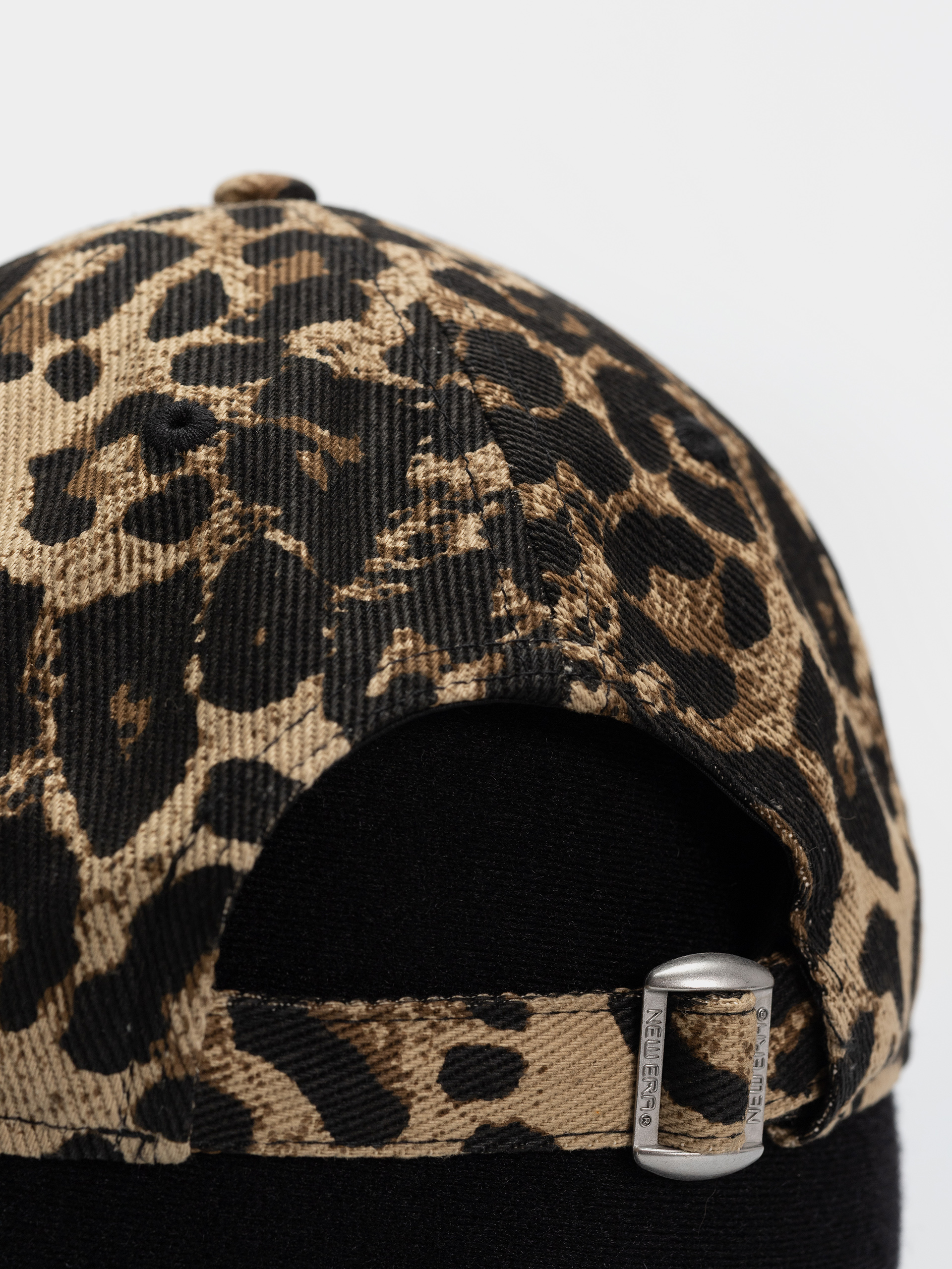 New Era Leopard 9Twenty New York Yankees Wmn Baseball sapka (camo leo)