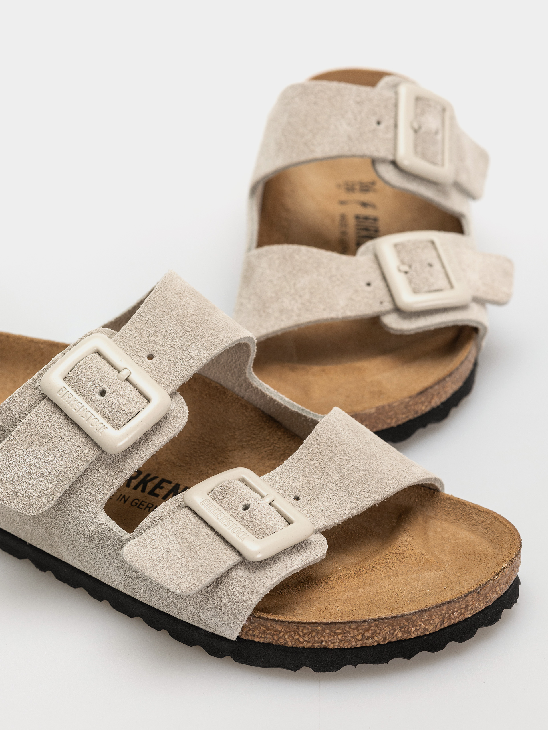 Birkenstock Arizona Suede Leather Cushion Buckle Narrow Wmn Flip-flop papucsok (oyster)