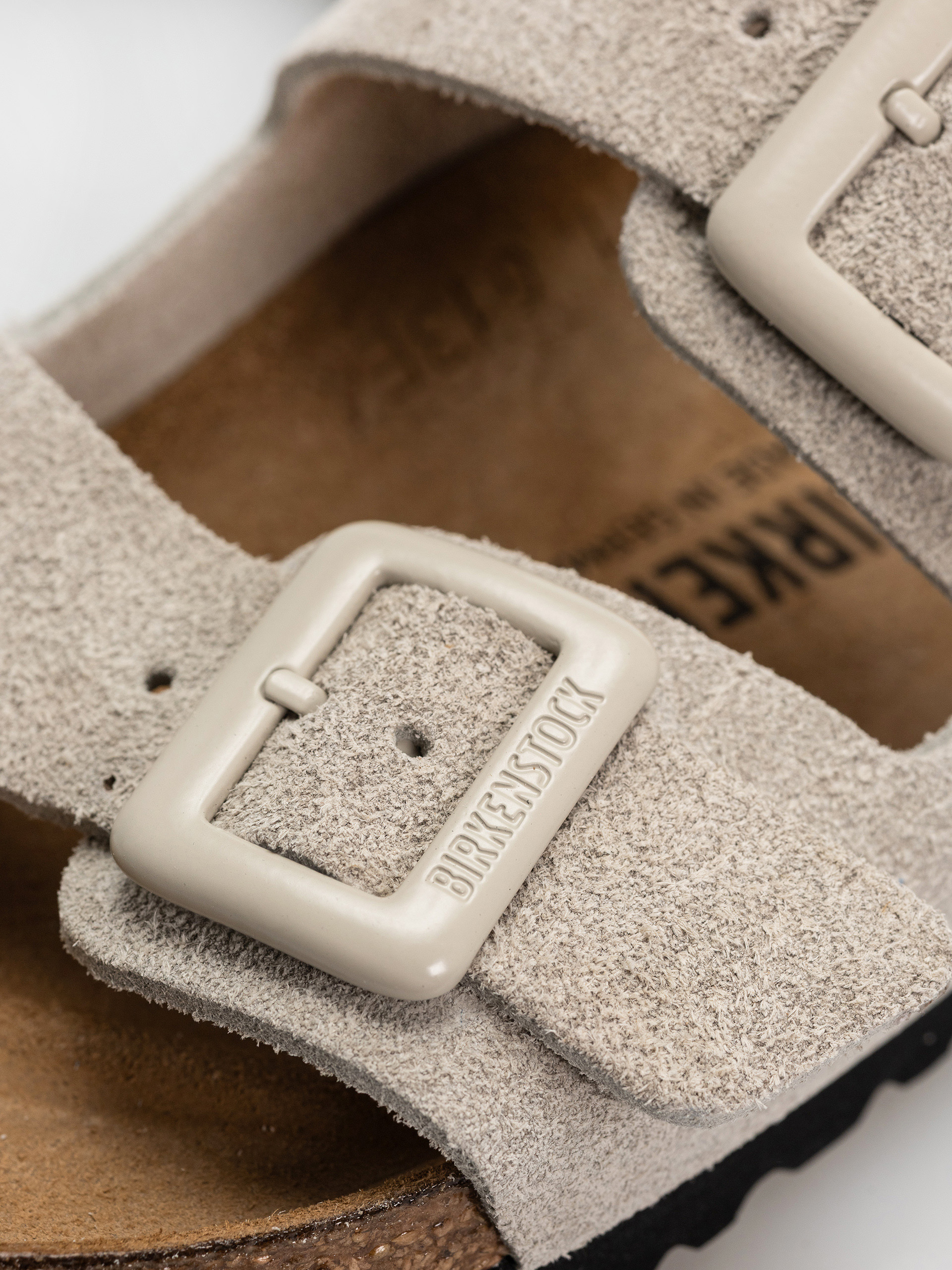 Birkenstock Arizona Suede Leather Cushion Buckle Narrow Wmn Flip-flop papucsok (oyster)
