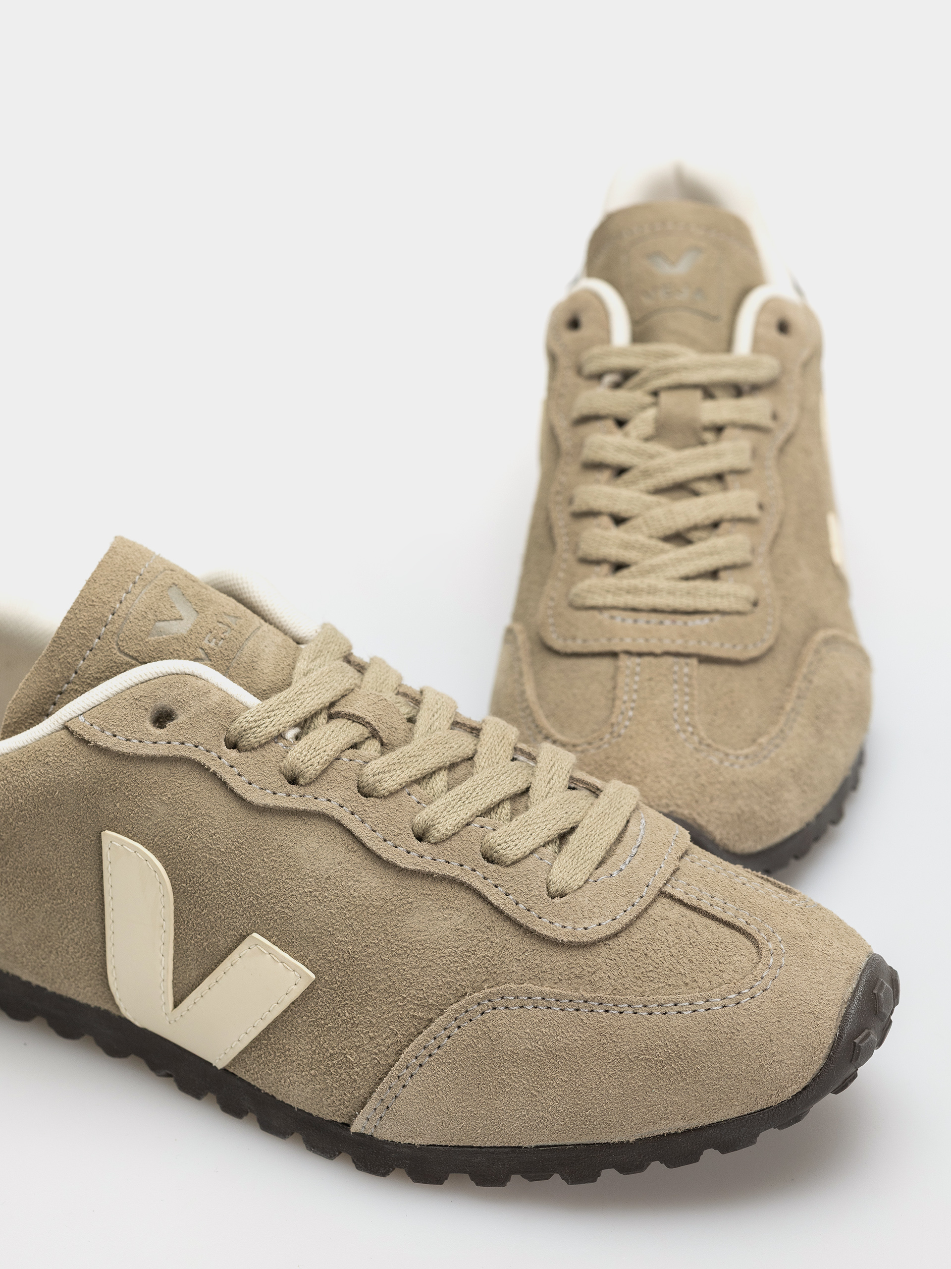 Veja Gt Wmn Cipők (taupe pierre)