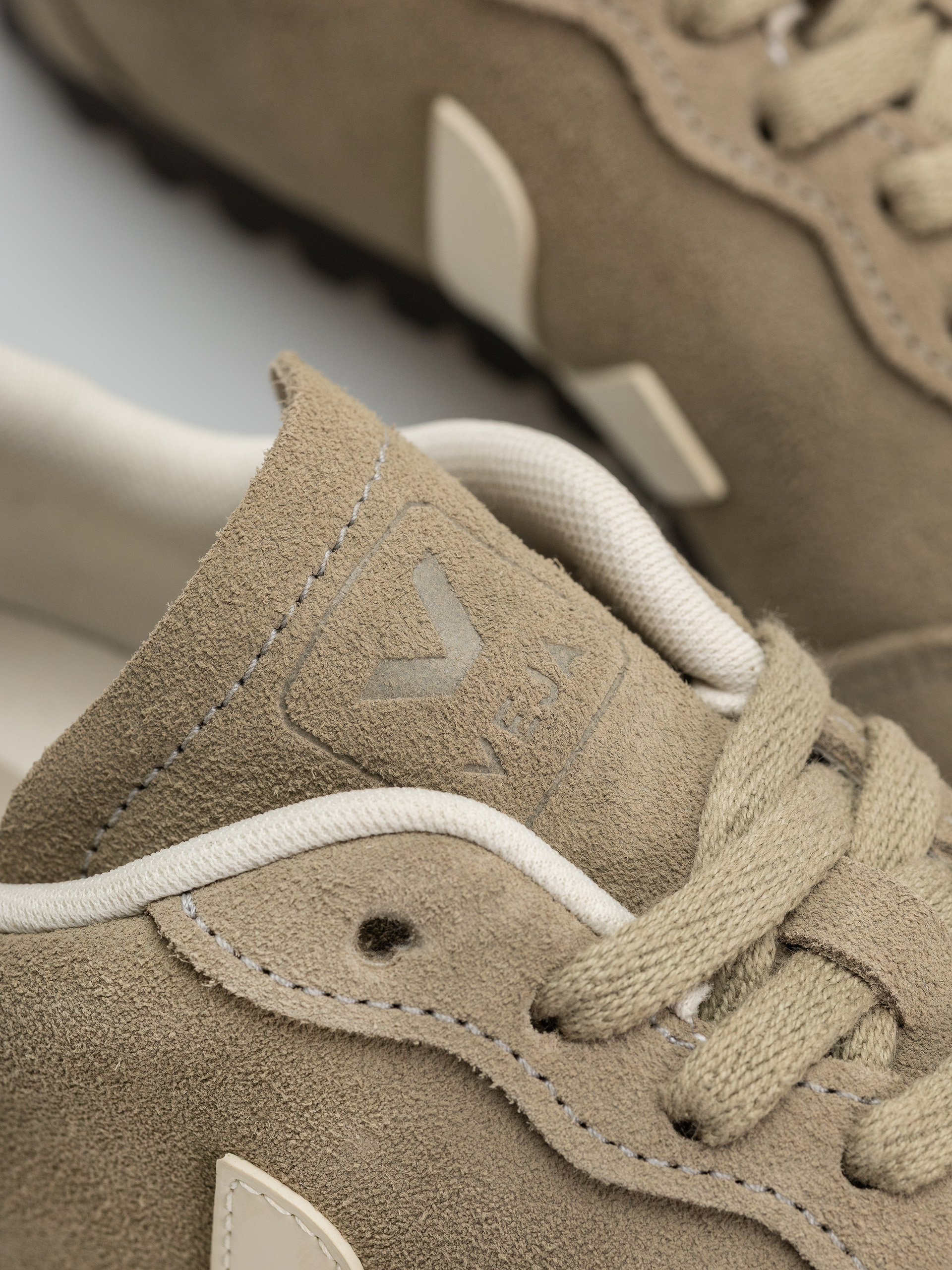 Veja Gt Wmn Cipők (taupe pierre)