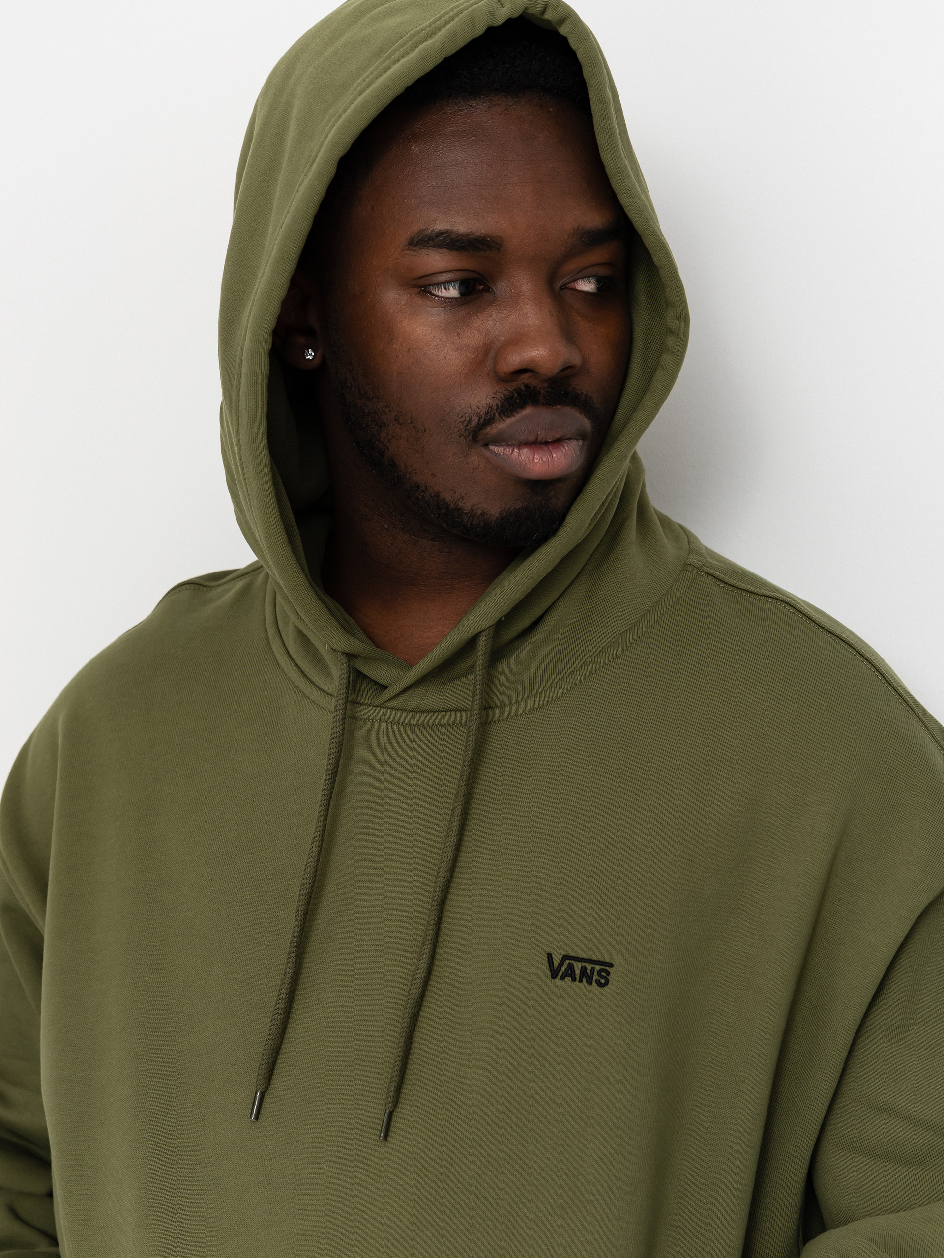 Kapucnis pulóver Vans Left Chest II HD (green balsam)