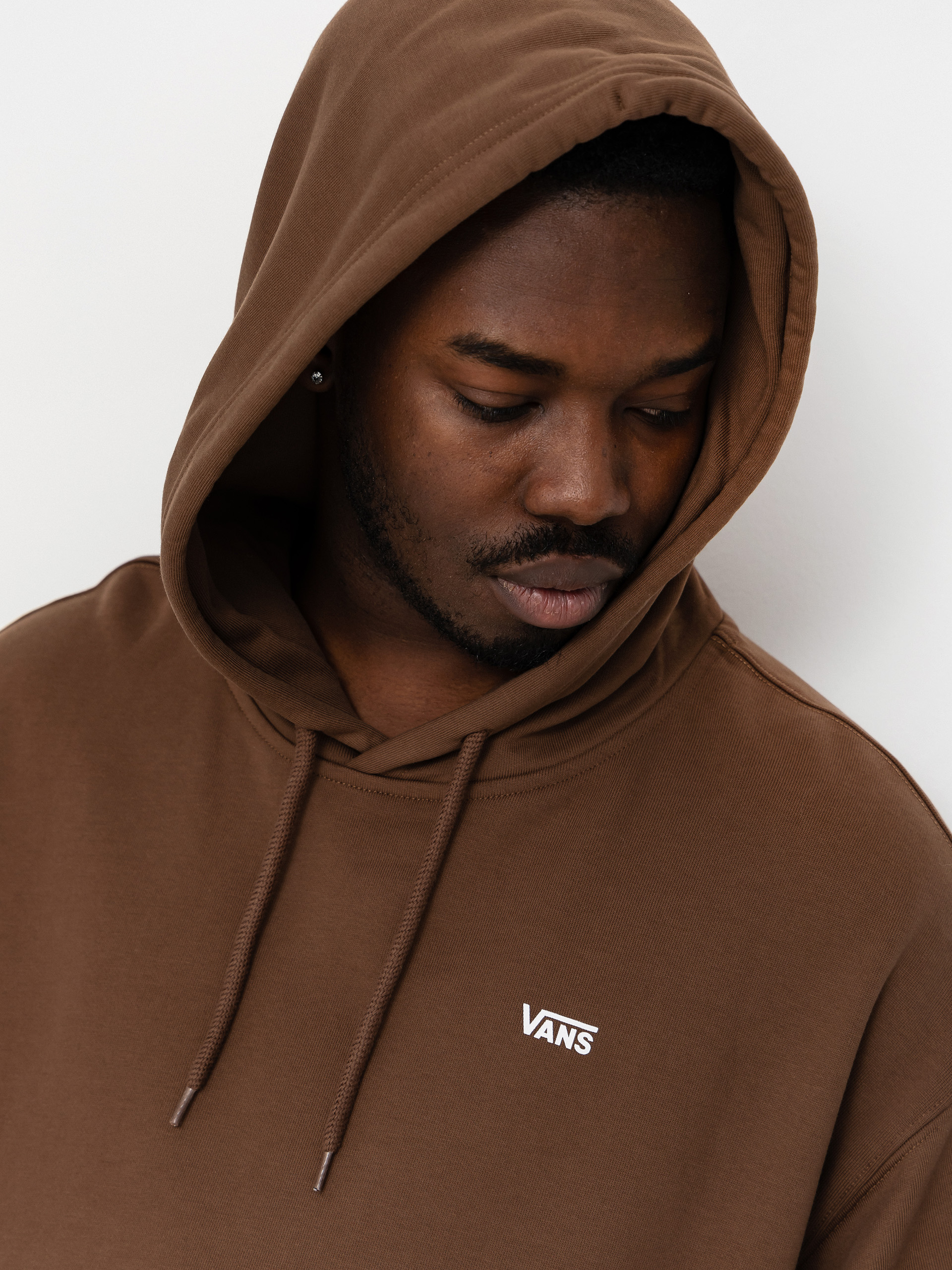 Kapucnis pulóver Vans Left Chest HD (vintage cocoa)