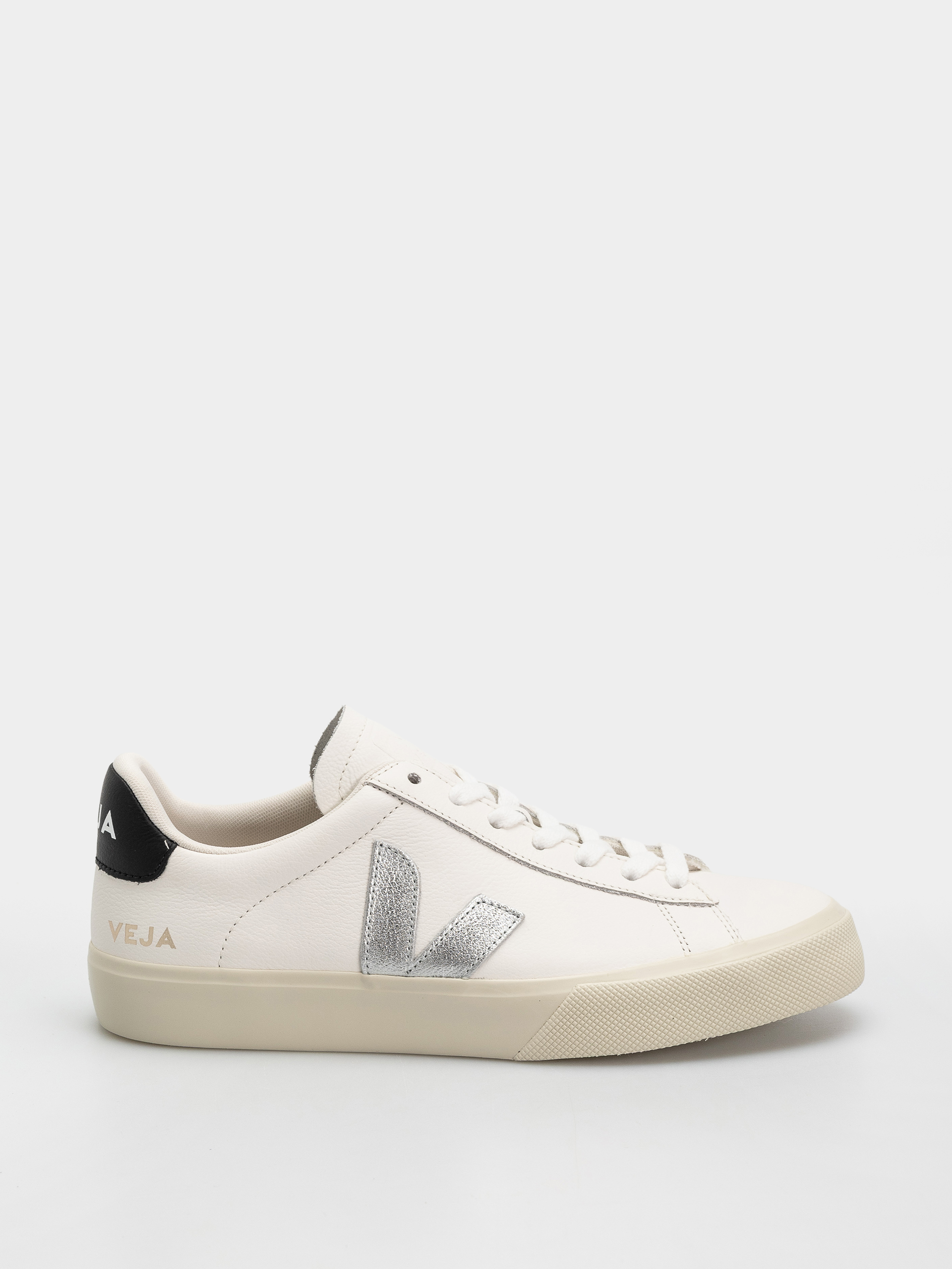 Veja Campo Wmn Cipők (white silver black)