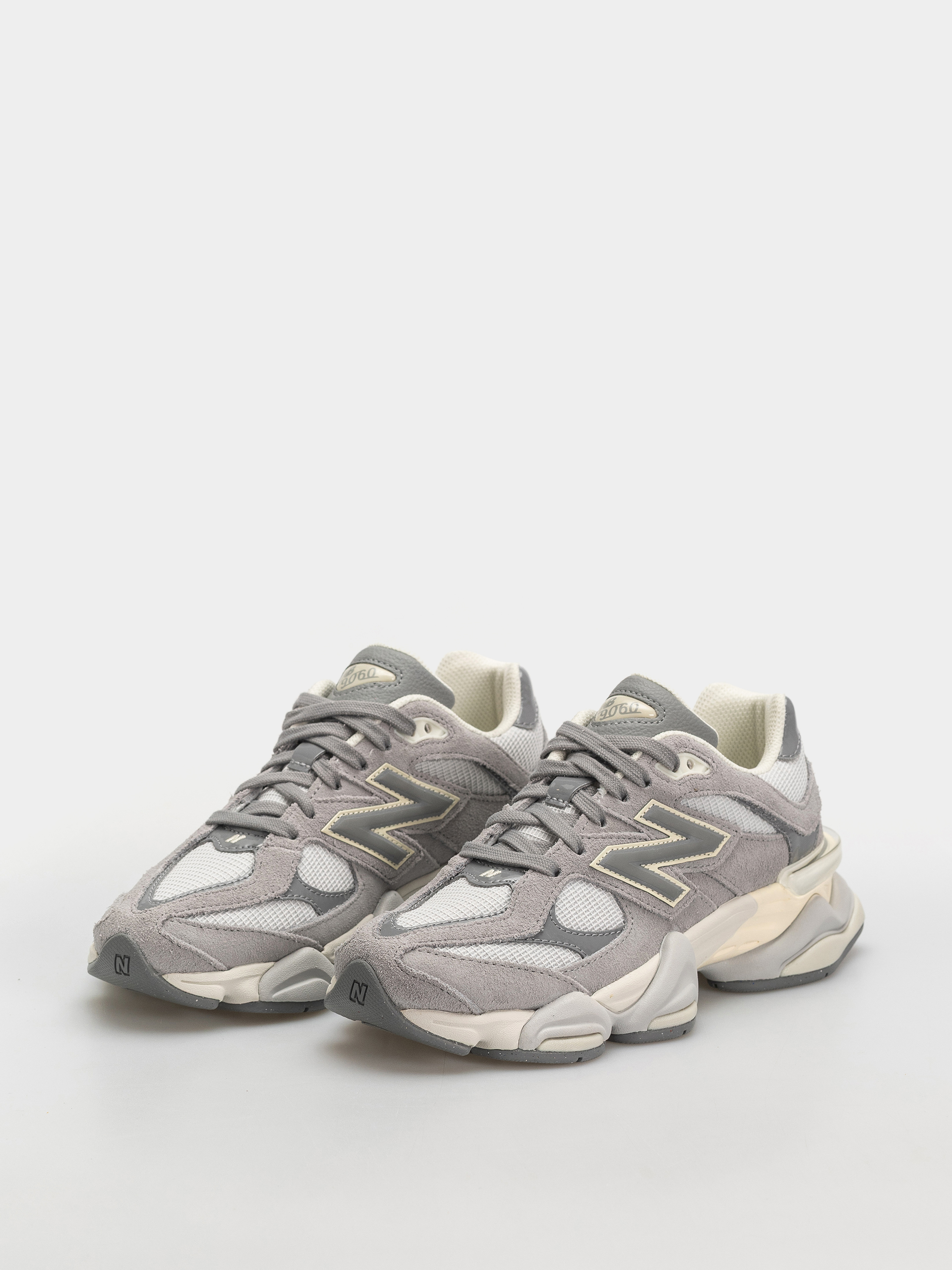 New Balance 9060 Cipők (angora/reflection)