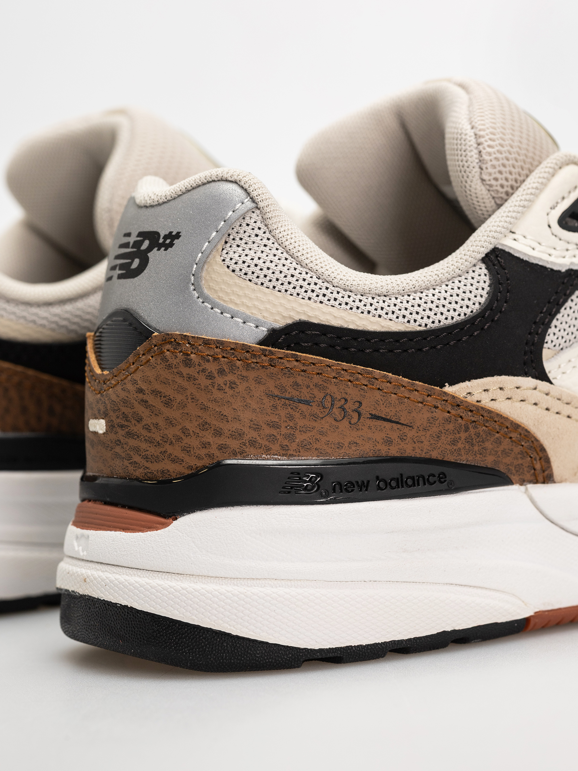 New Balance 933 Cipők (quicksand/sea salt)