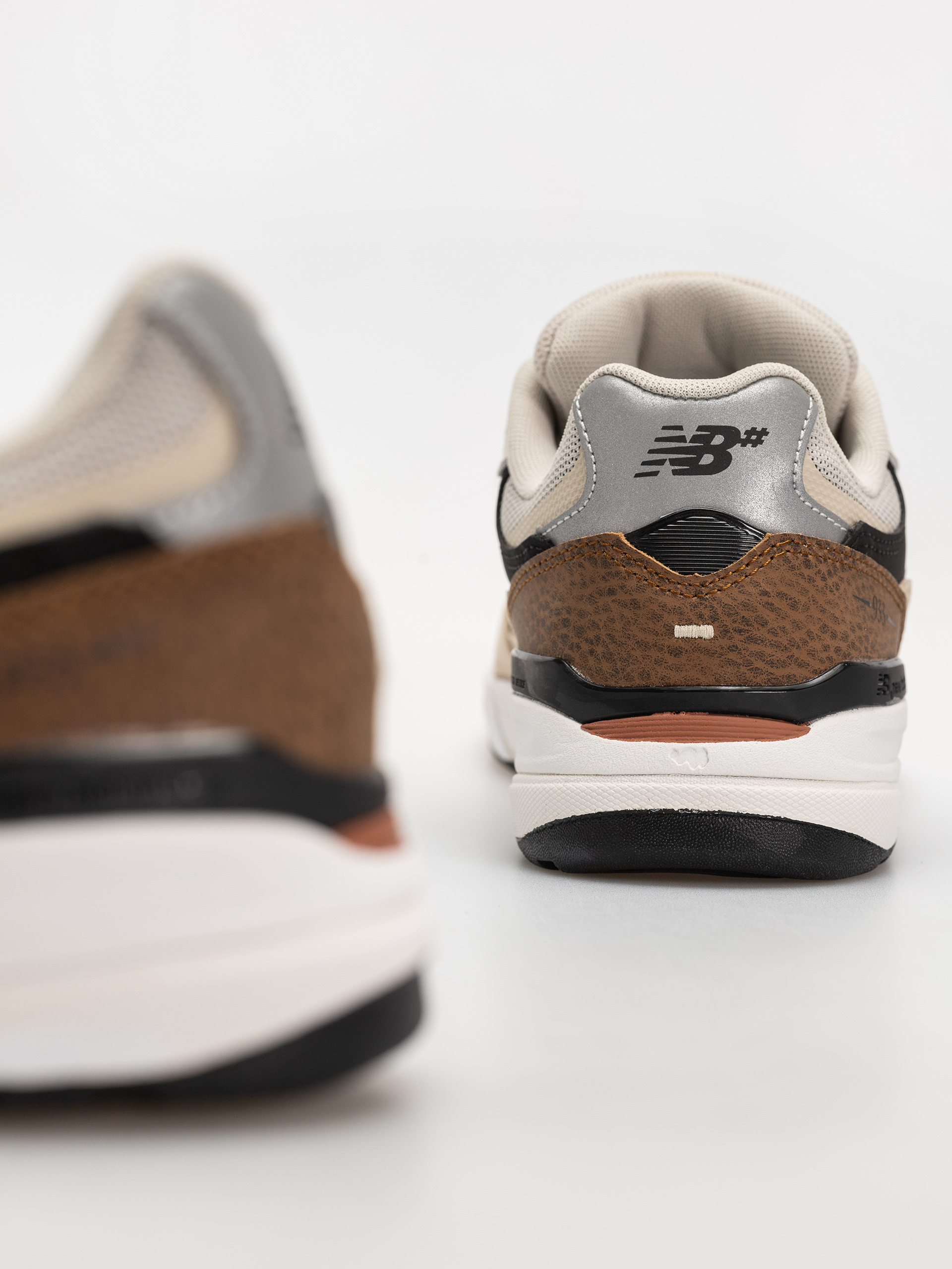 New Balance 933 Cipők (quicksand/sea salt)