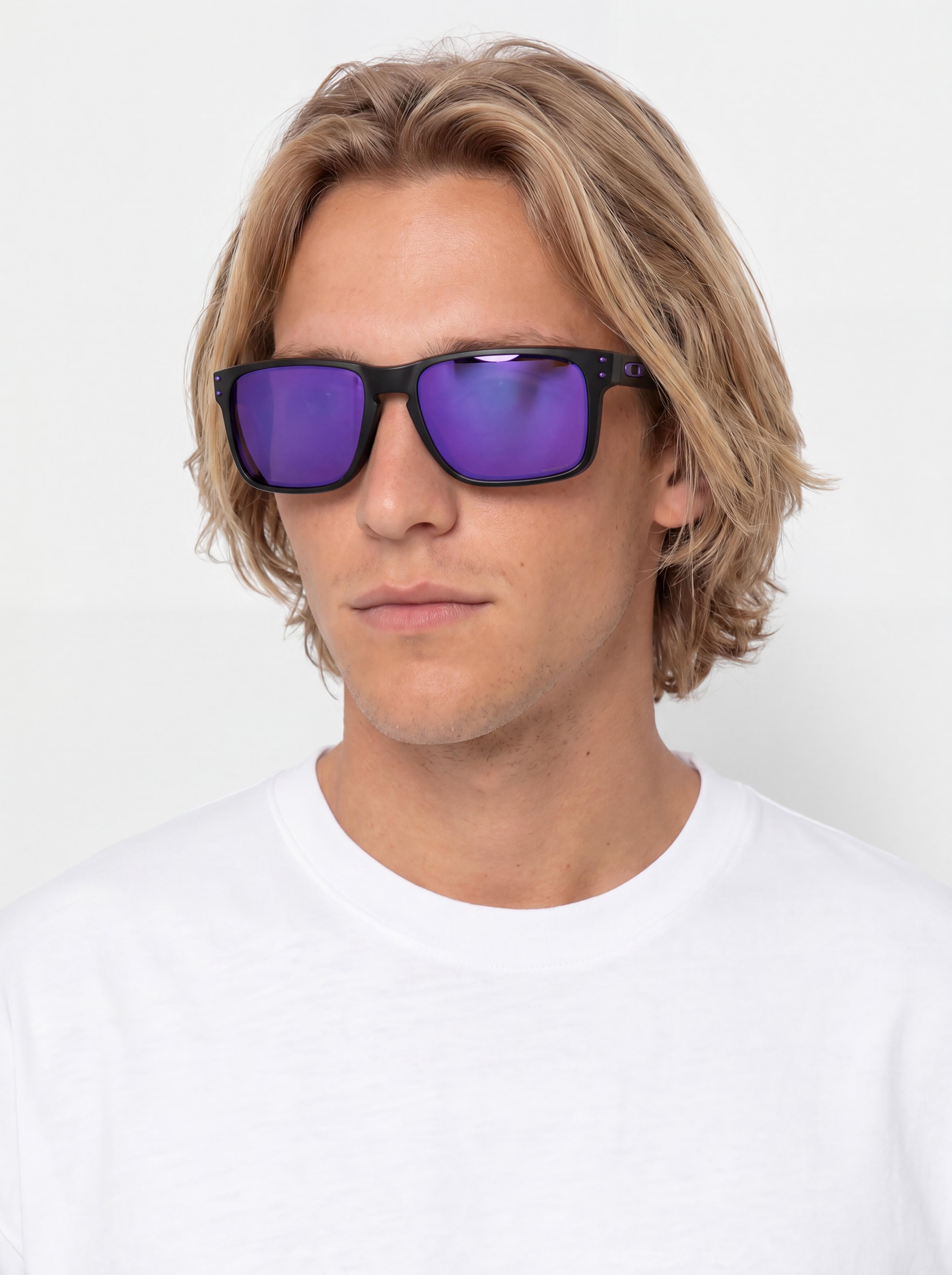 Oakley Holbrook XL Napszemüvegek (matte black/prizm violet)
