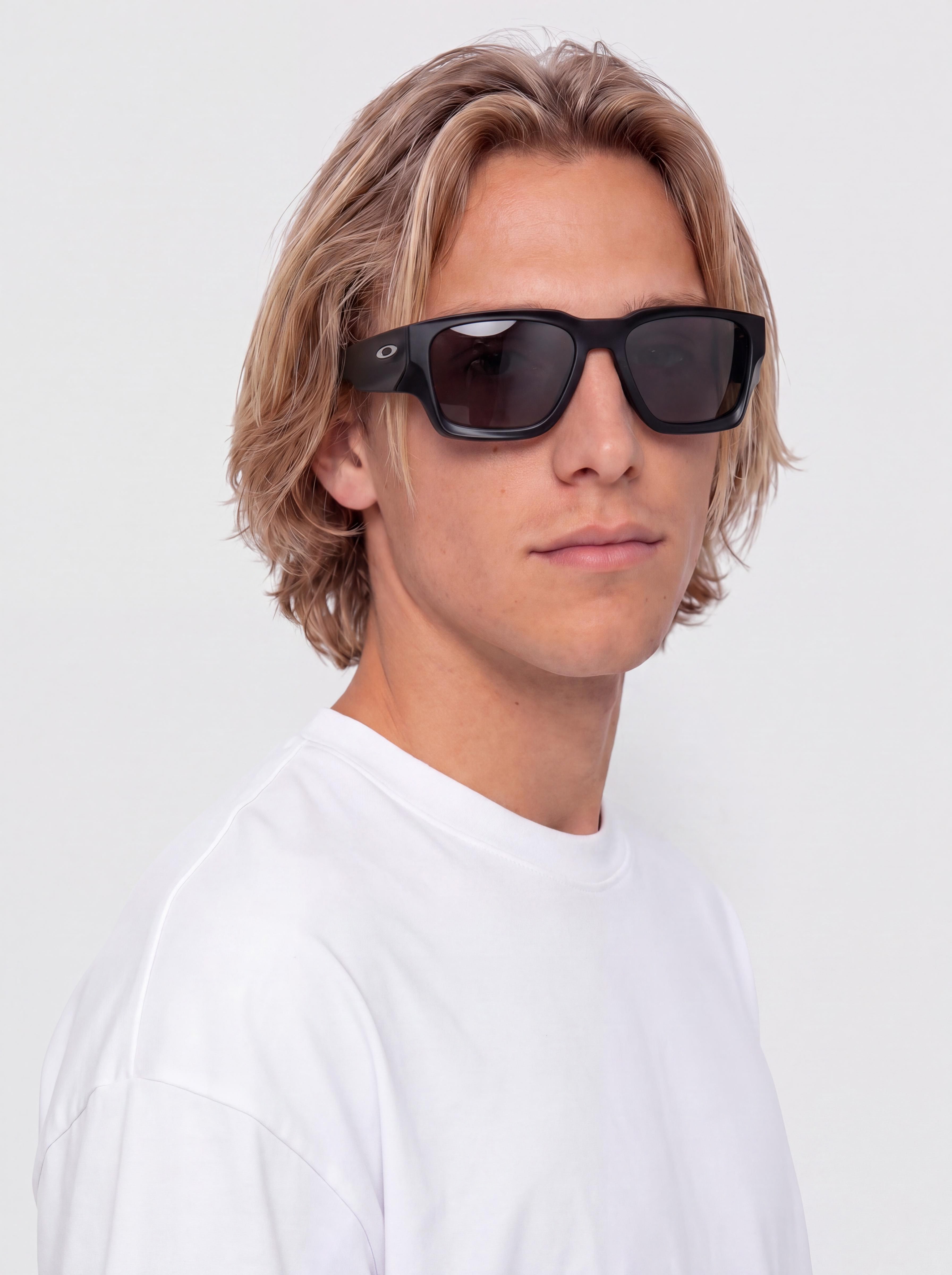 Oakley Instagator Napszemüvegek (matte black/prizm black polar)