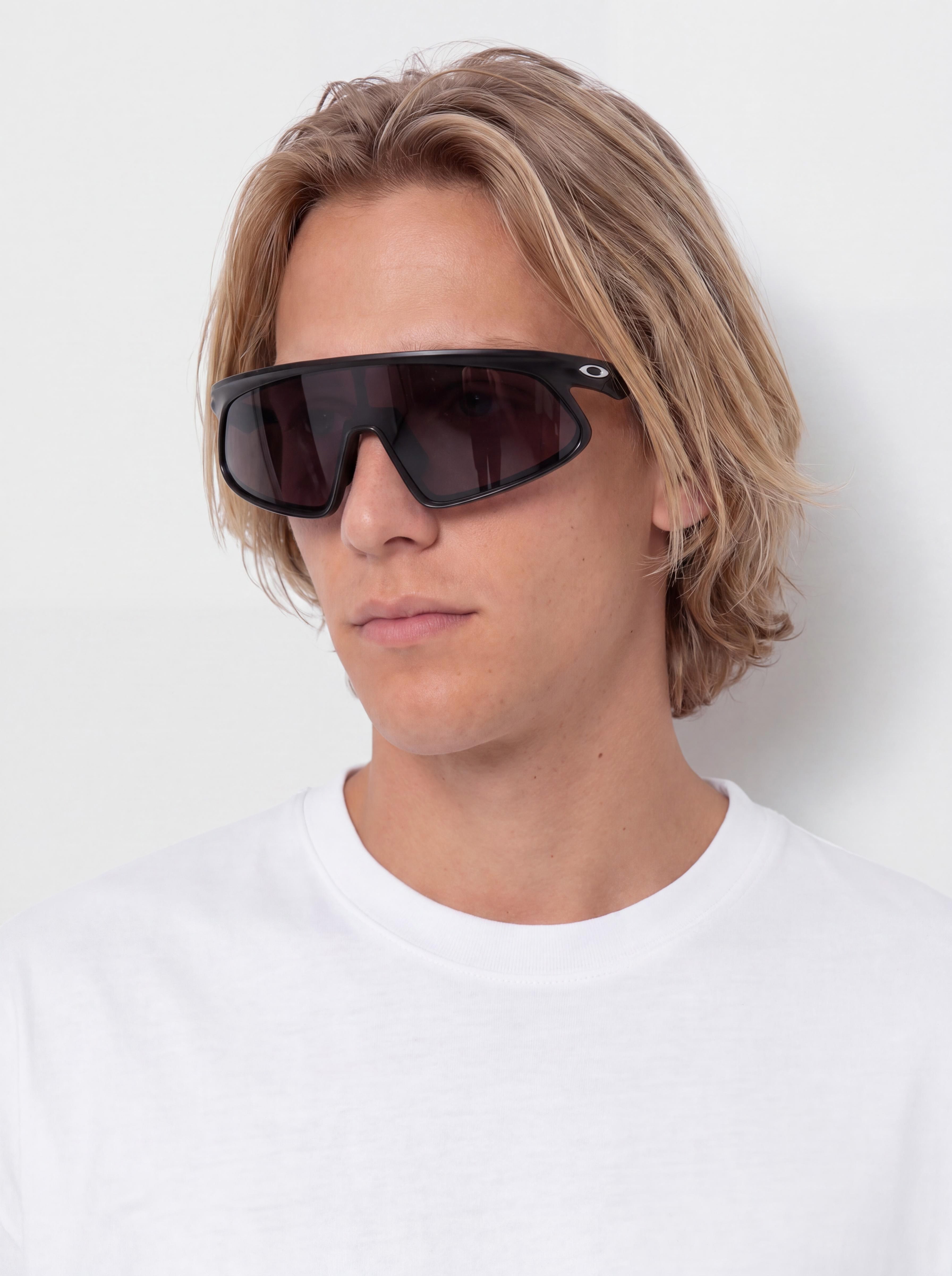 Oakley Rslv 141 Napszemüvegek (matte black/prizm road black)