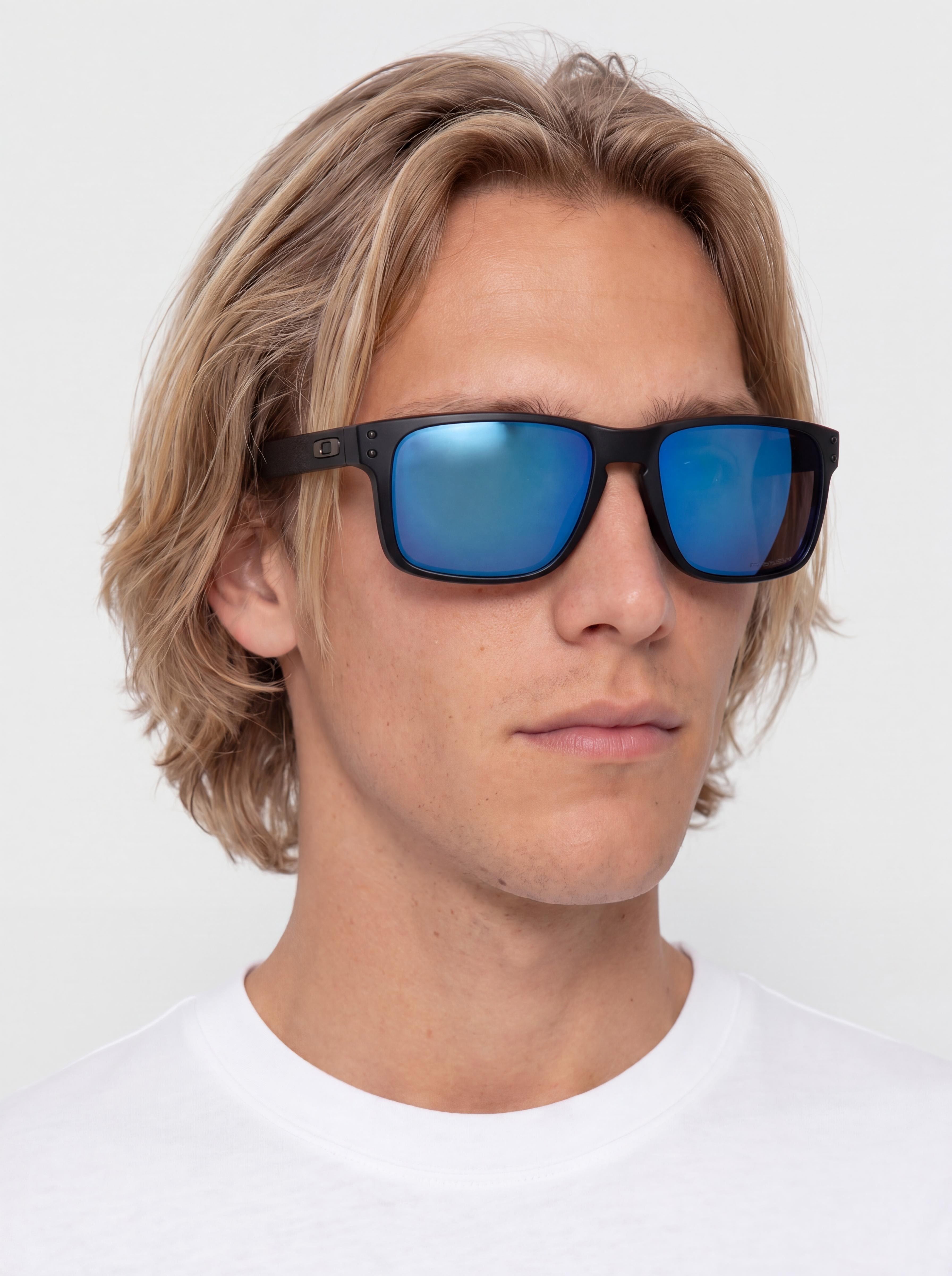Oakley Holbrook XL Napszemüvegek (matte black/prizm sapphr irid polar)