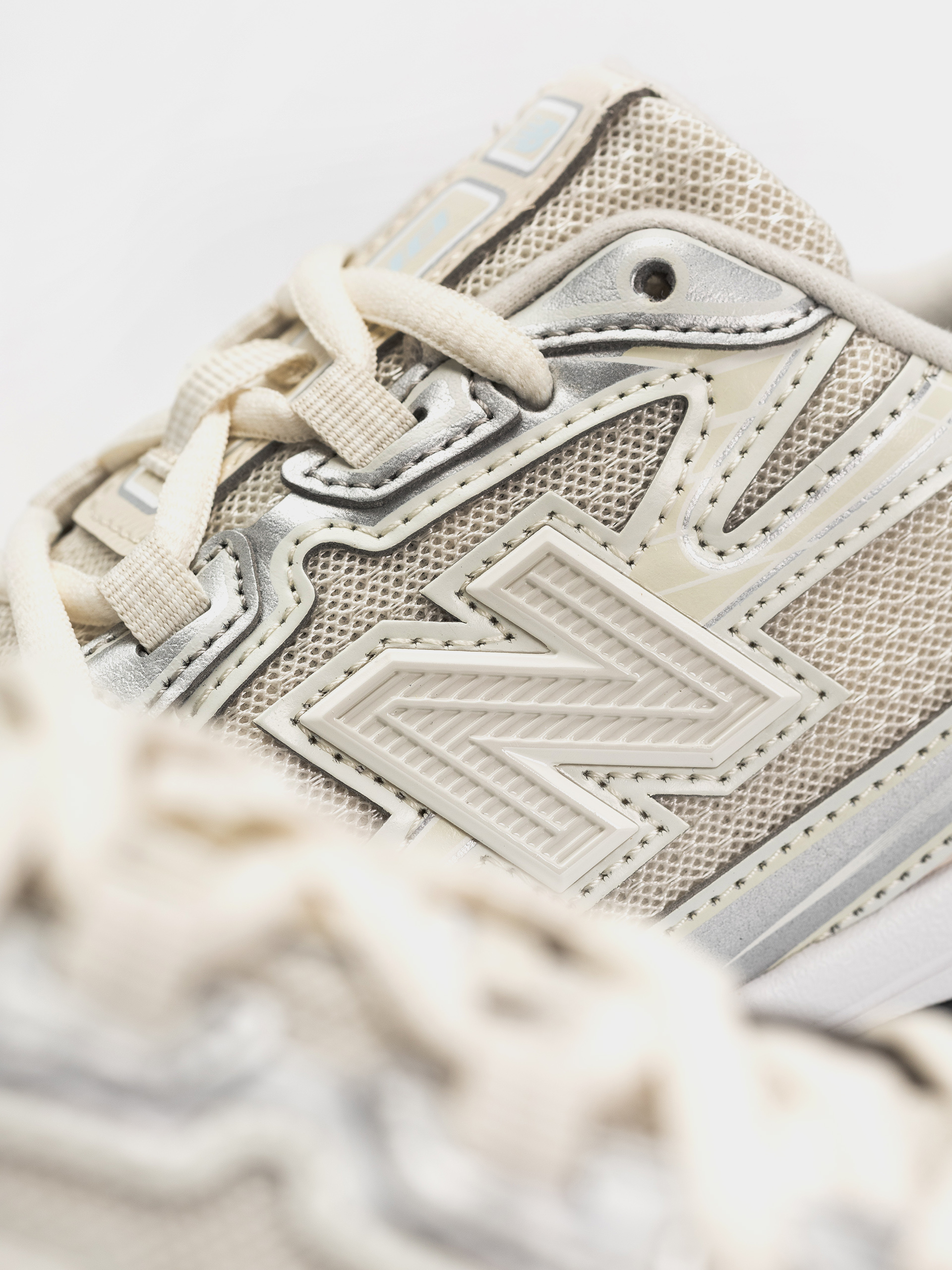 New Balance 740 JR Cipők (turtledove/linen)