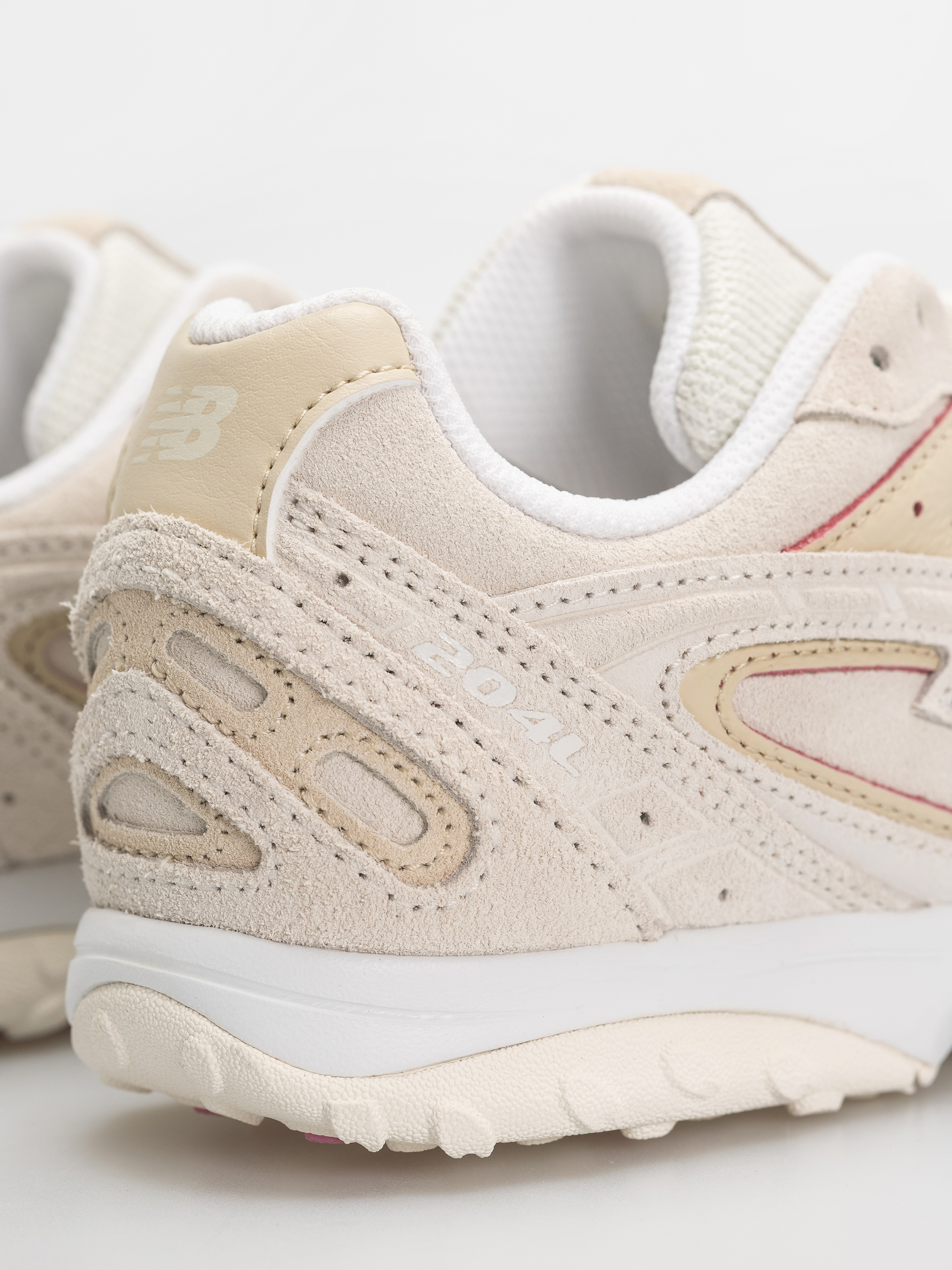 New Balance 204L Cipők (sea salt/bone/pink eraser)