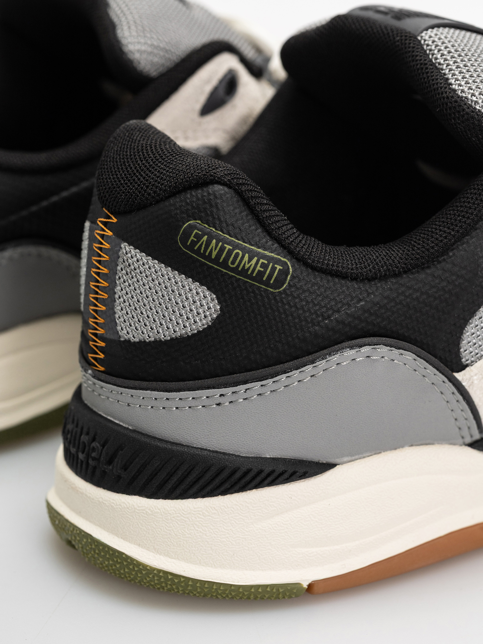 New Balance 1010 Cipők (sea salt/dark olivine)