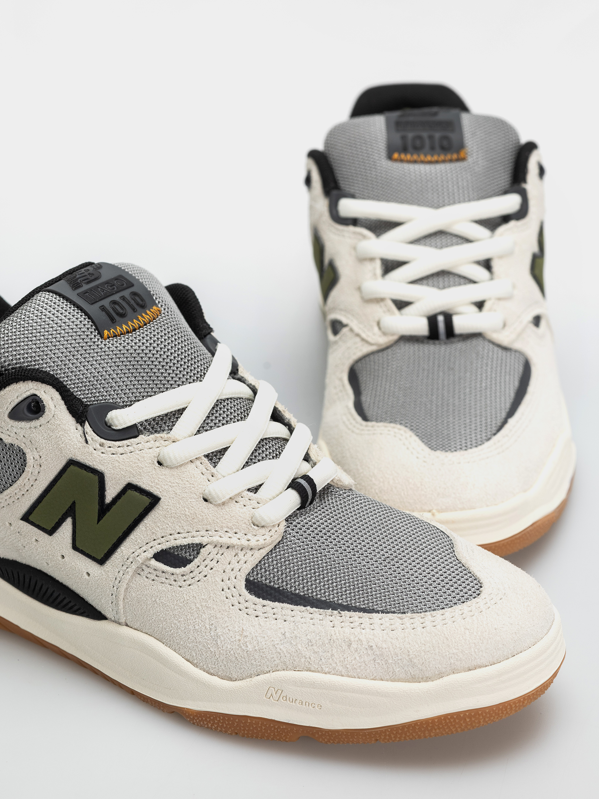New Balance 1010 Cipők (sea salt/dark olivine)
