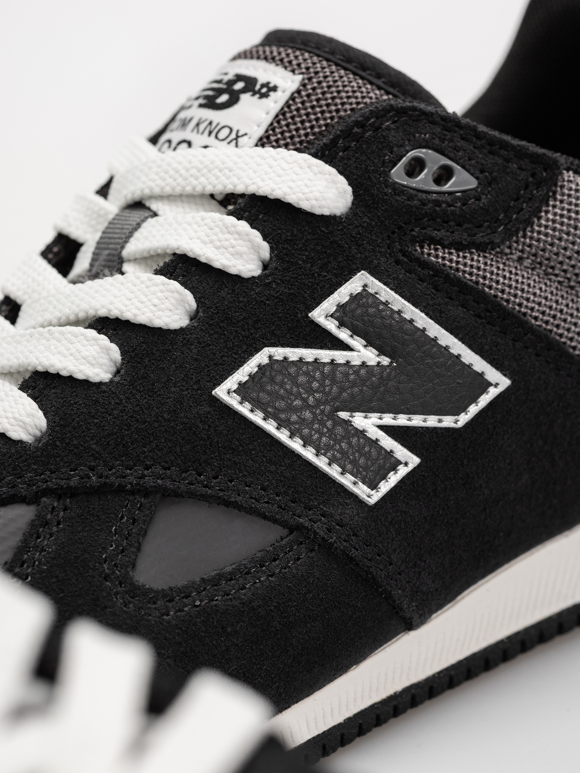 New Balance 600 Cipők (black/castlerock)
