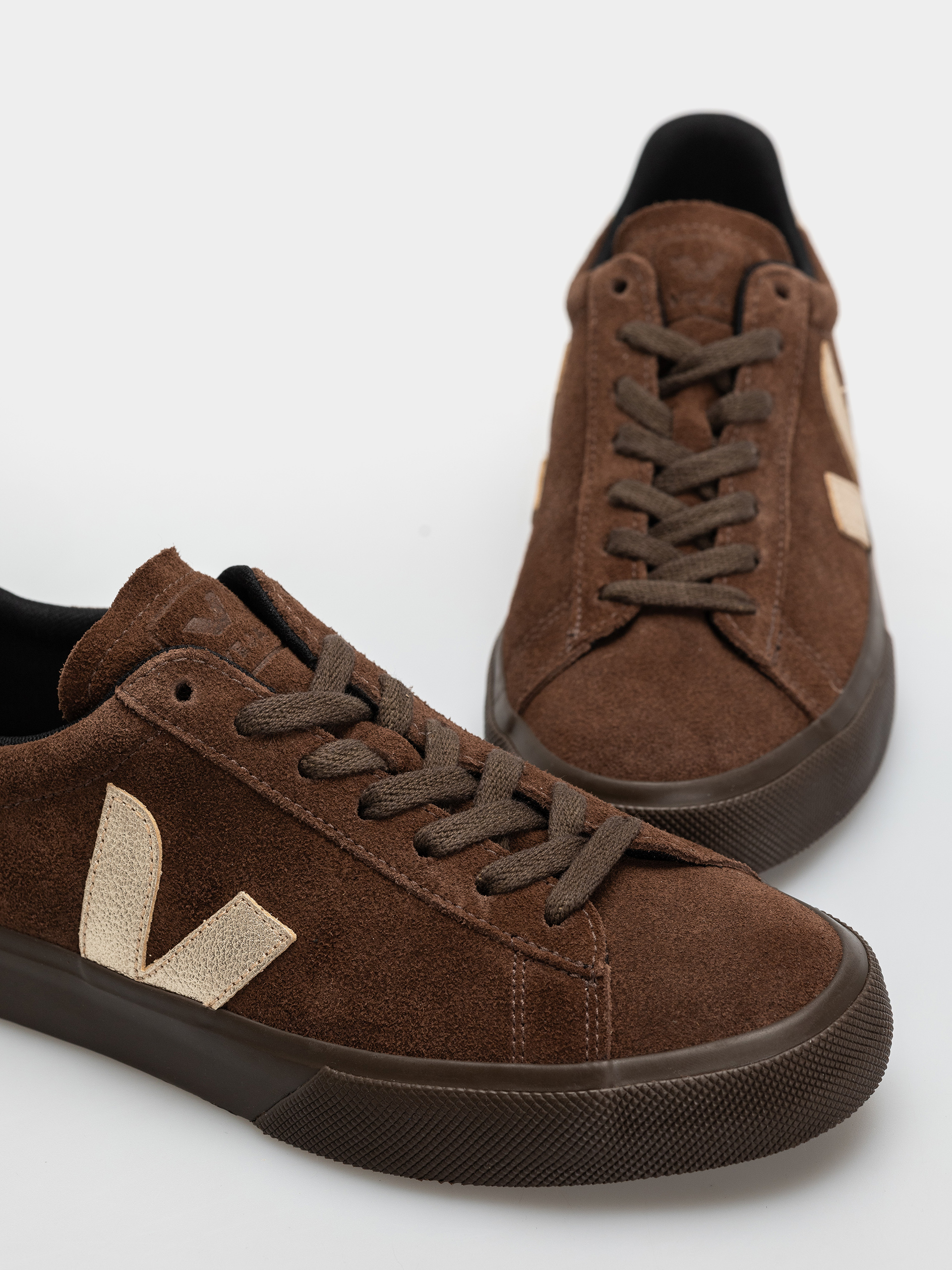 Veja Campo Wmn Cipők (walnut platine eagle)