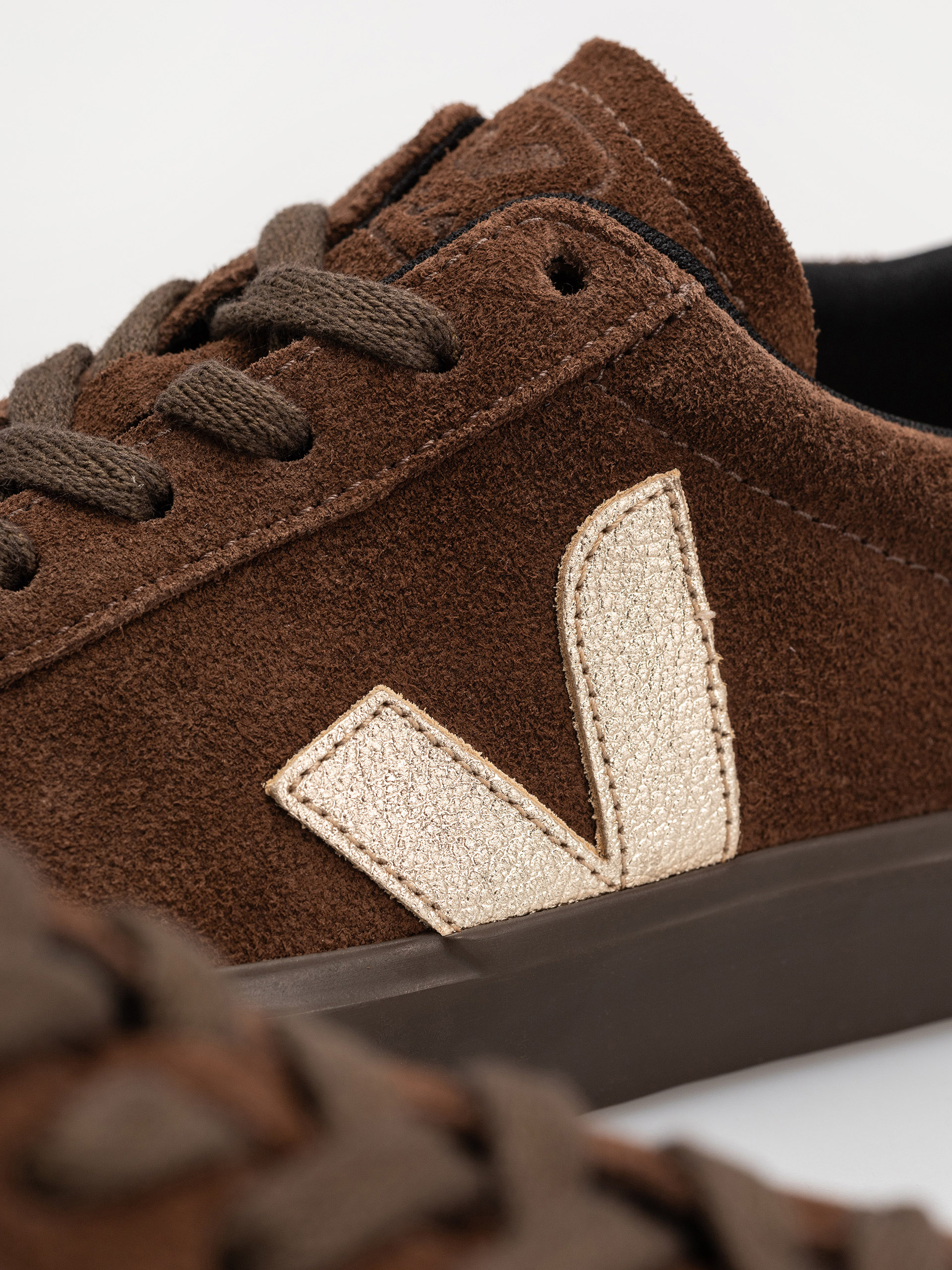 Veja Campo Wmn Cipők (walnut platine eagle)