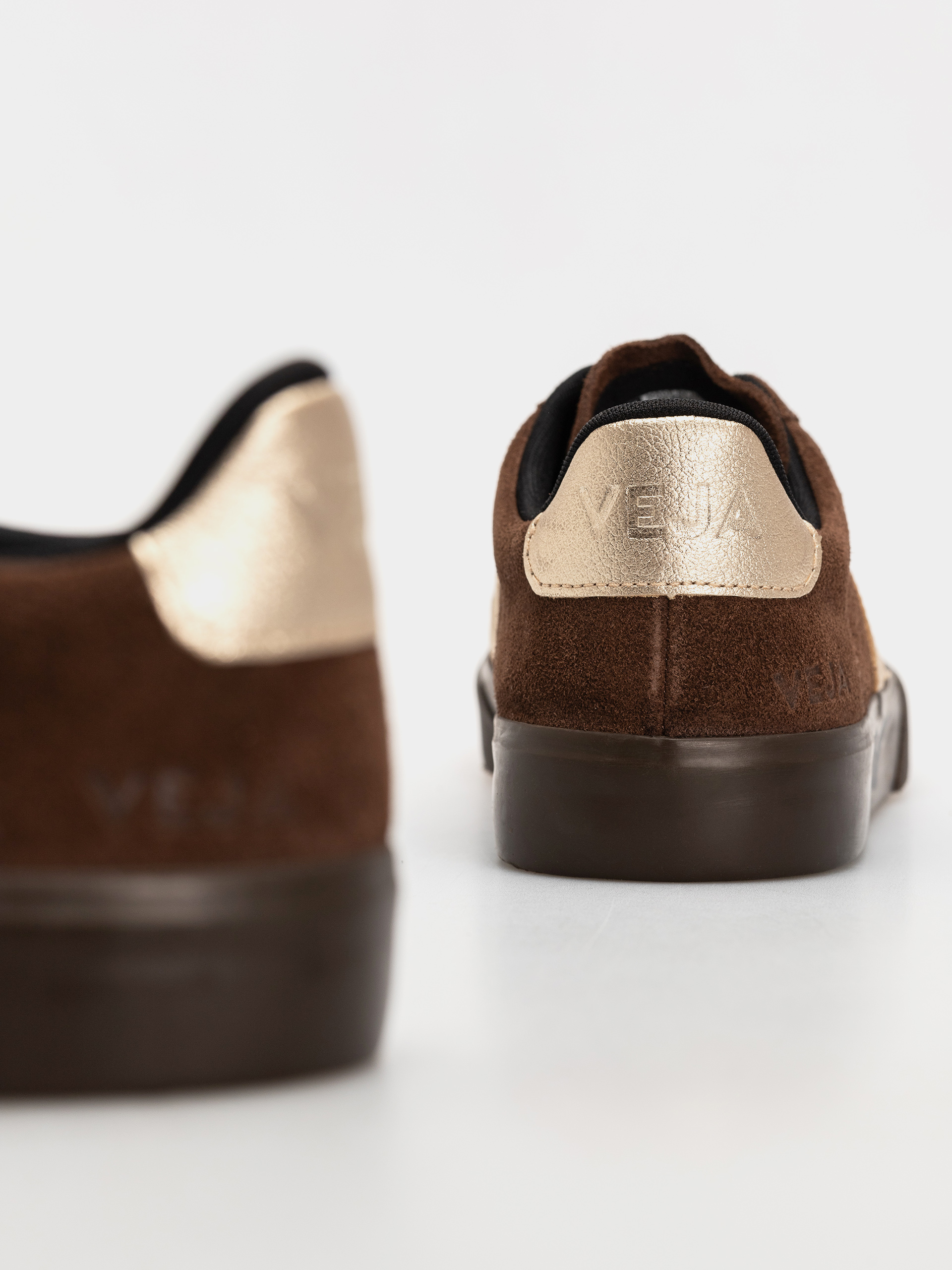 Veja Campo Wmn Cipők (walnut platine eagle)
