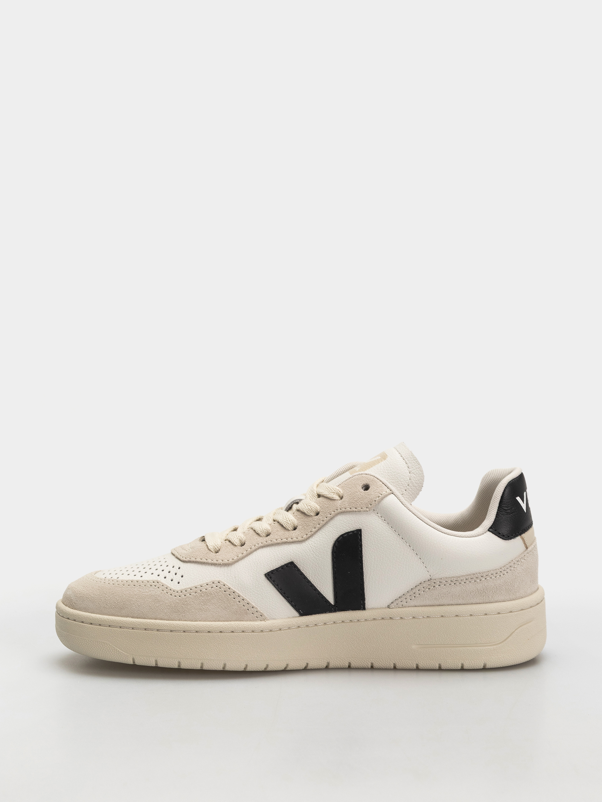 Veja V 90 Cipők (white black)