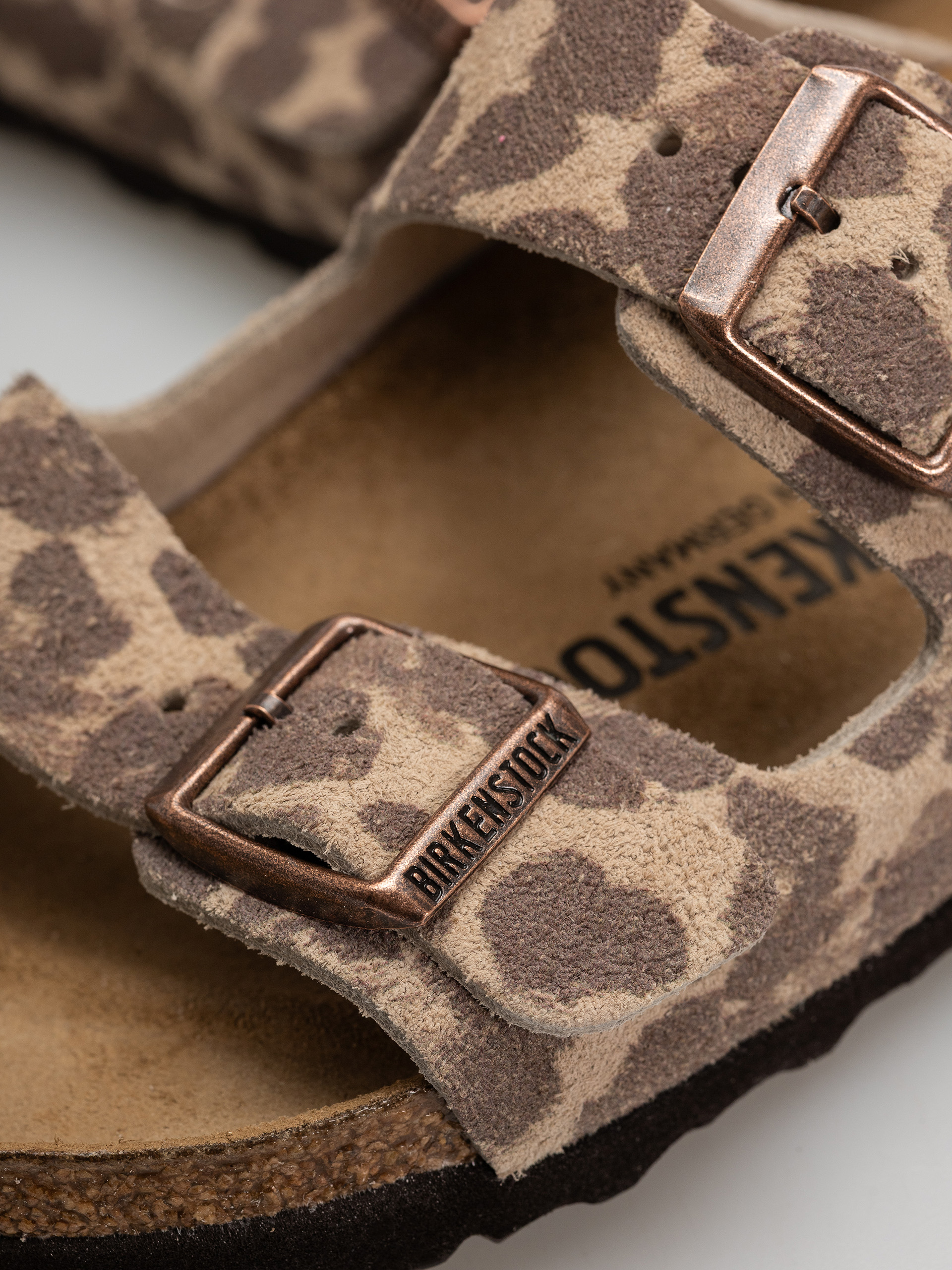 Birkenstock Arizona Suede Leather Narrow Flip-flop papucsok (leo sandcastle)