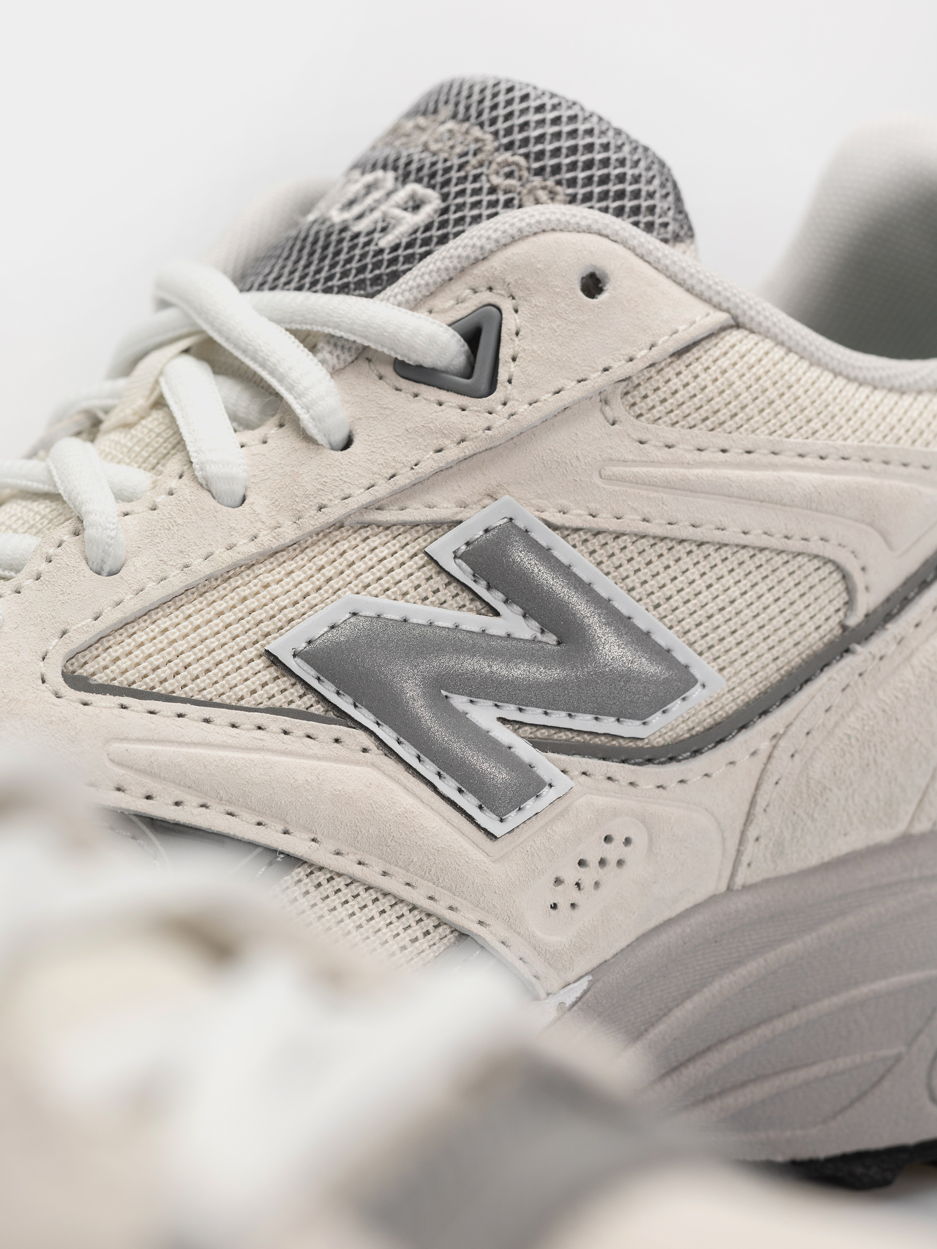 New Balance 880R Cipők (sea salt/slate grey)