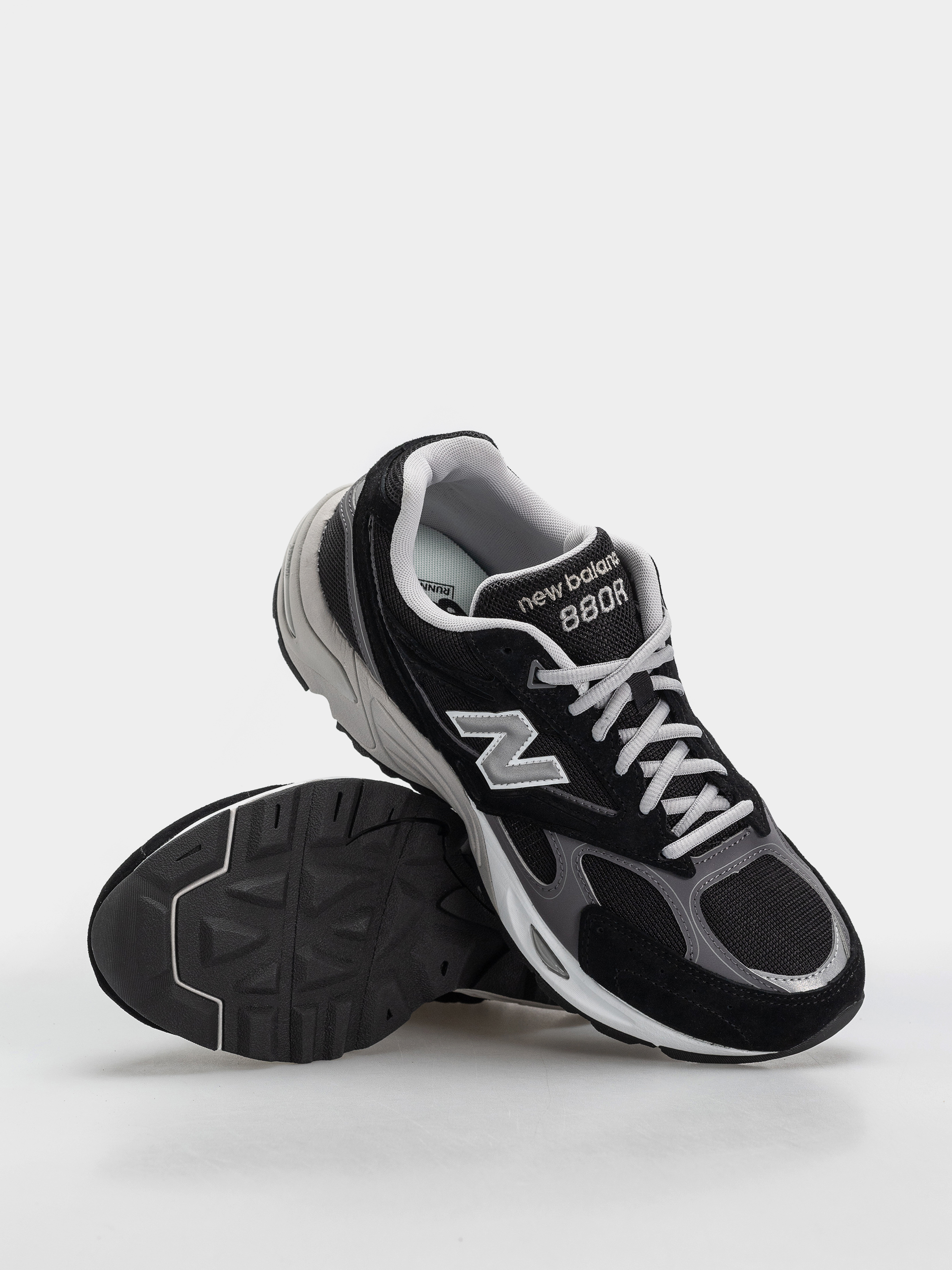 New Balance 880R Cipők (black/castlerock)