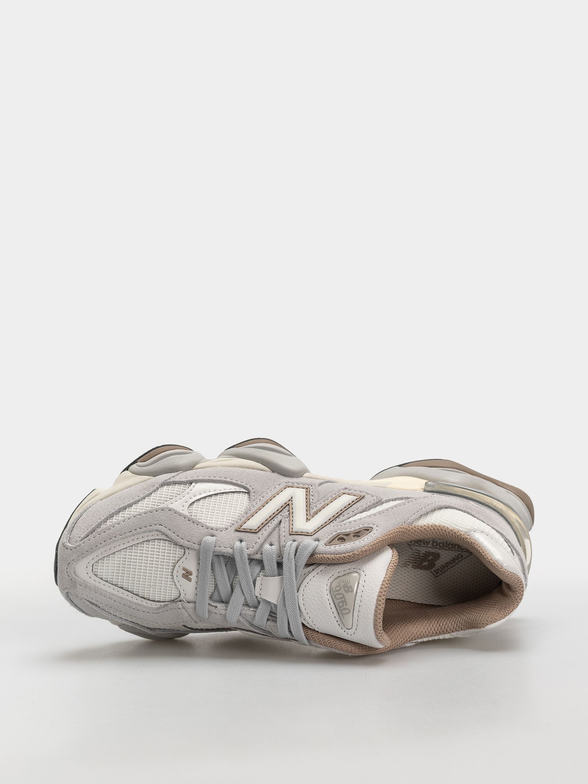 New Balance 9060 Cipők (driftwood/sea salt)