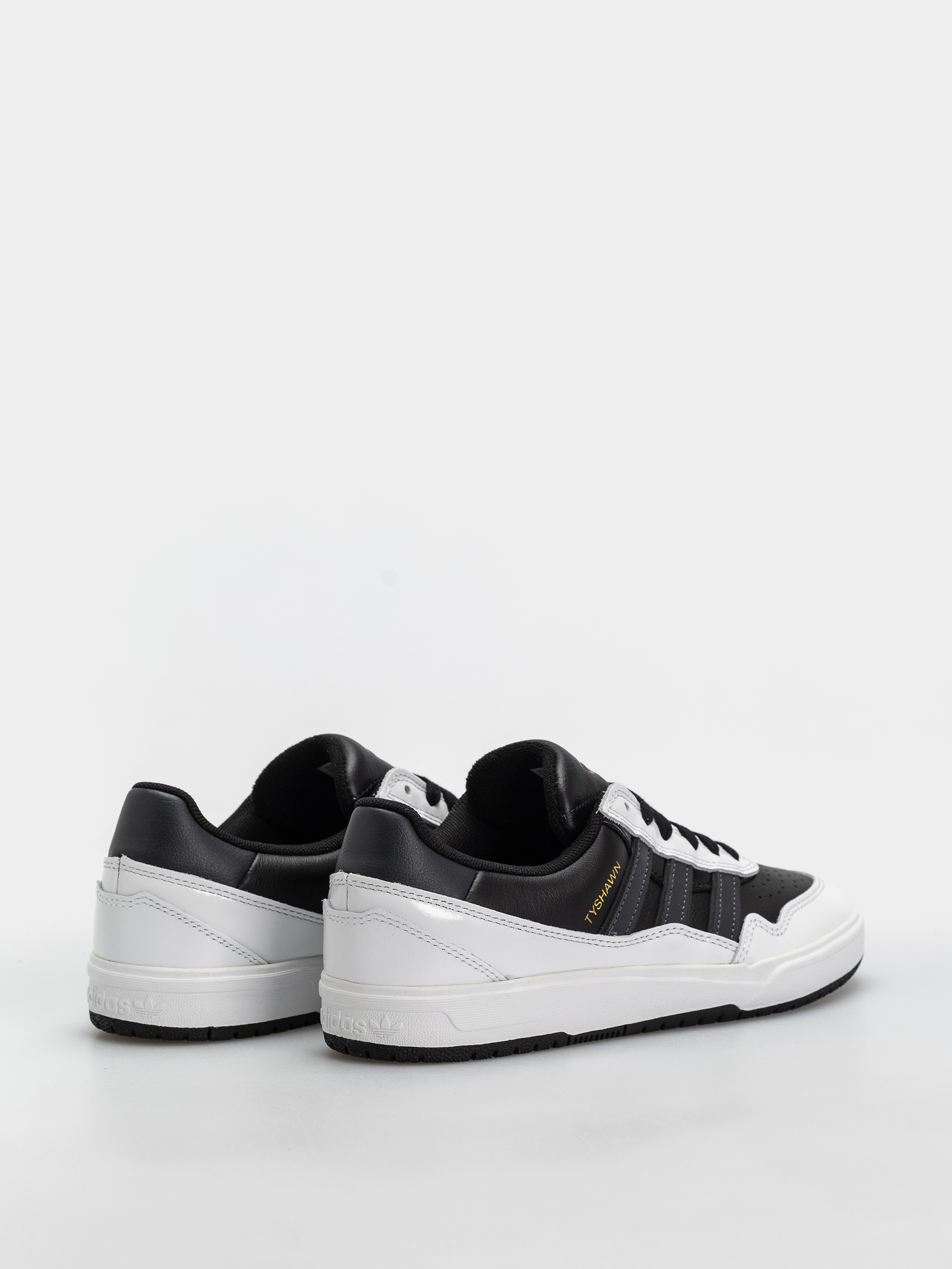 adidas Tyshawn II Cipők (cblack/carbon/ftwwht)
