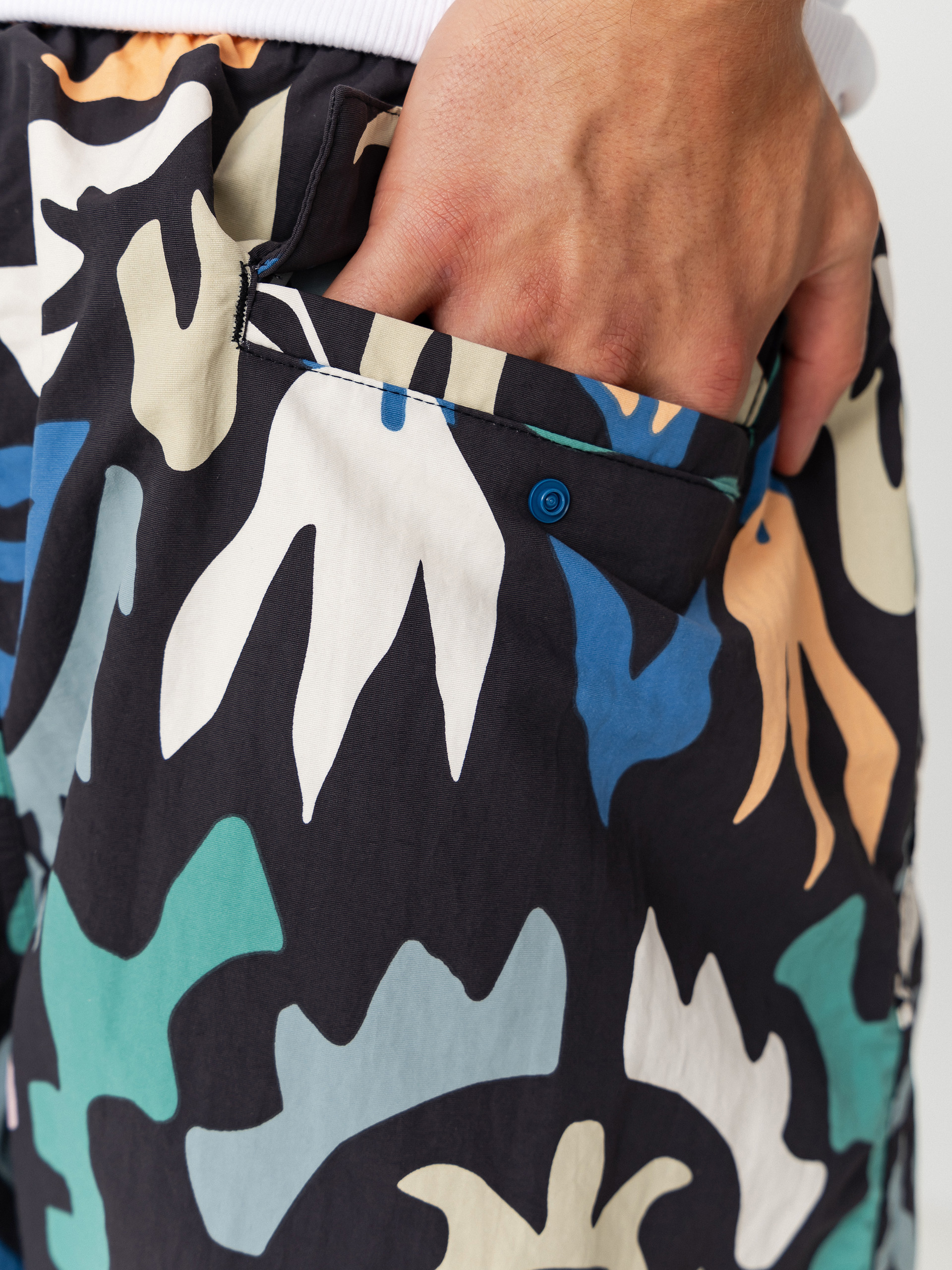 Rövidnadrág Patagonia Baggies 5in (kaleido/black)